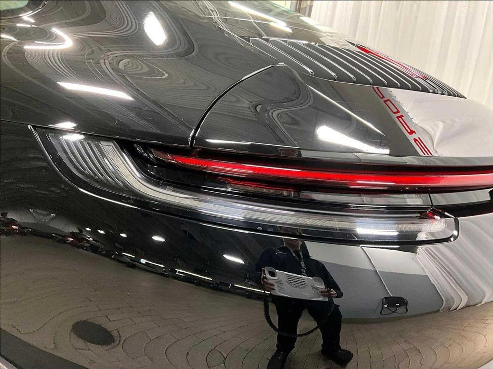 mph030_924625278_ms_H_3x4ruf_D2_T_Ia7ahy_TJ_Bw_Yt_Zg_2623dd0f0d