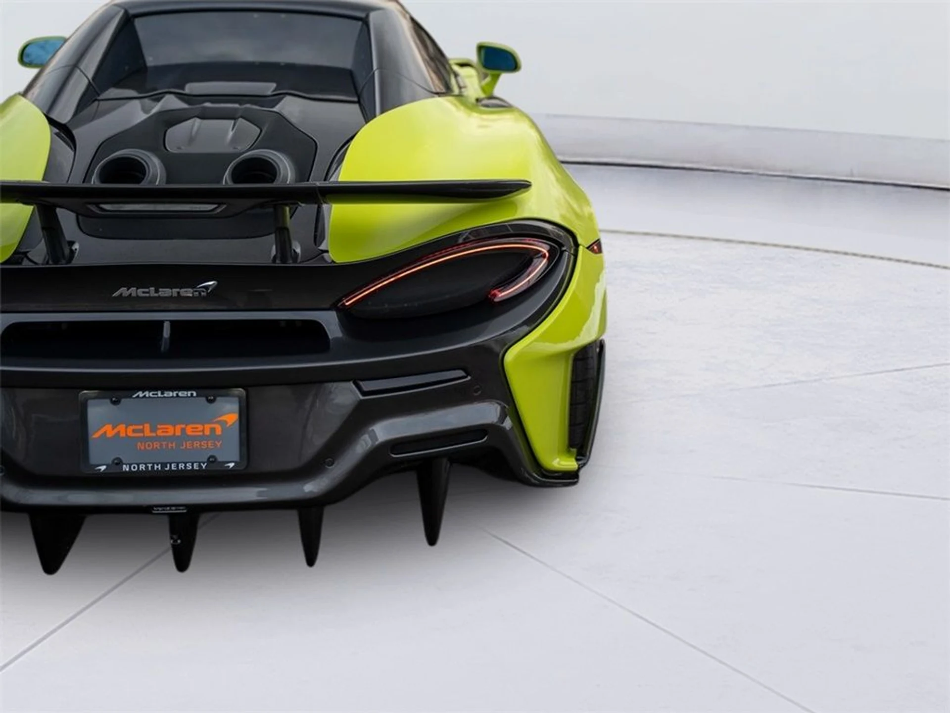 mph030_926049291_image_32_333defe89e