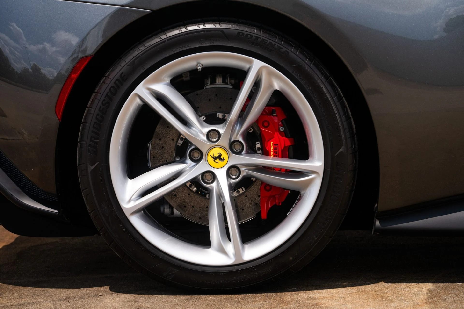 mph030_926338943_Used_2023_Ferrari_296_GTB_1754597313_0db2d1df42