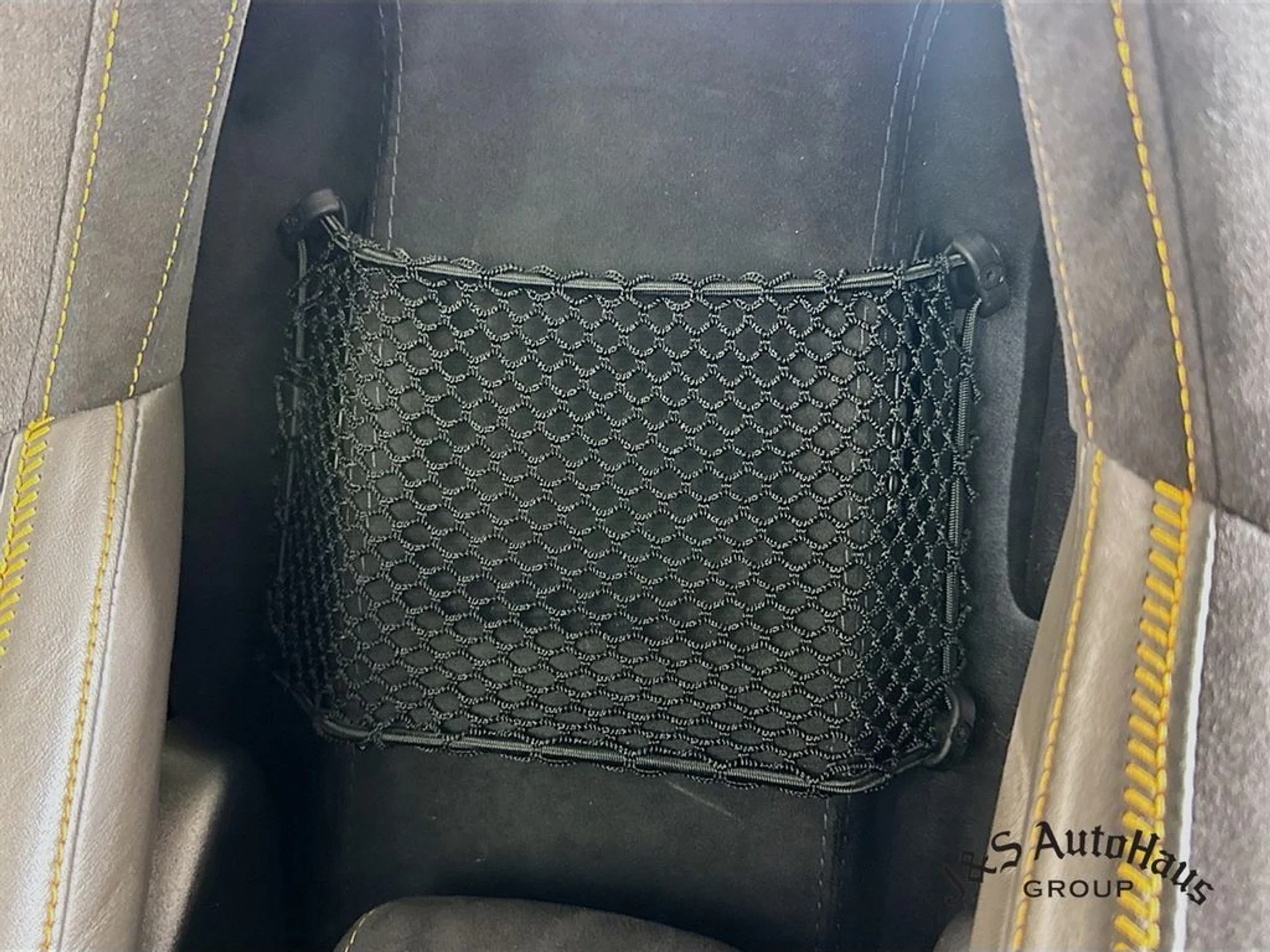 mph030_928827893_numc0knml18cad2k1ztm1iunoyz5_4981409026