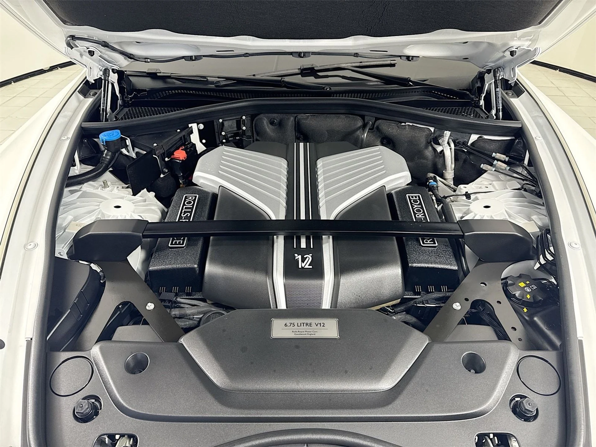 mph030_947156291_016eea7c7bbe2daaef50bfcb469a6f0ex_169ea91a93