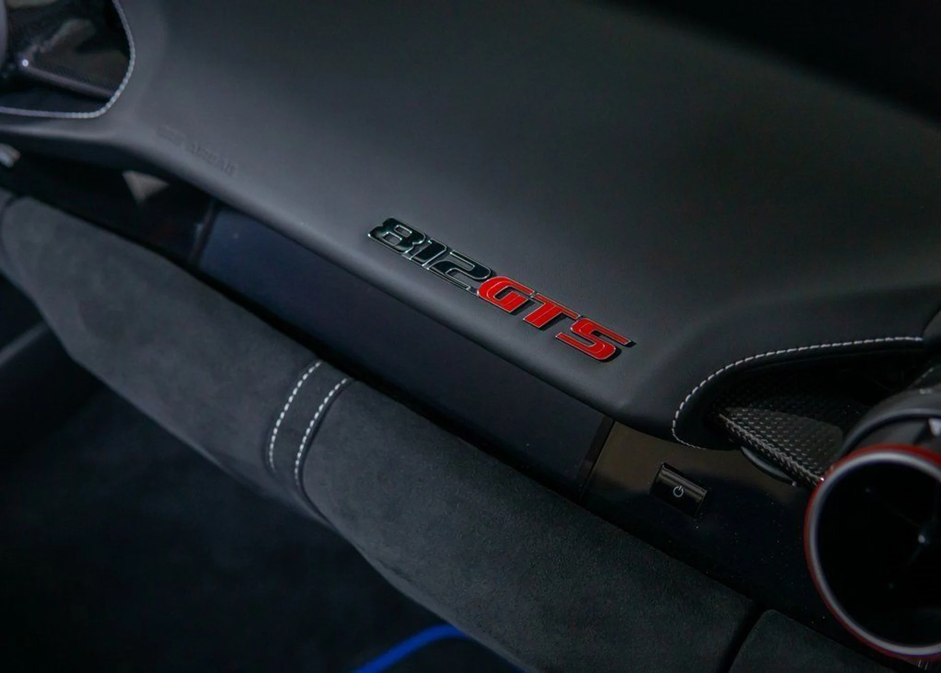 mph030_949291135_ed3e2e6b2aa8a72d2f6ab3b1852863a2_ee3db8e9cd