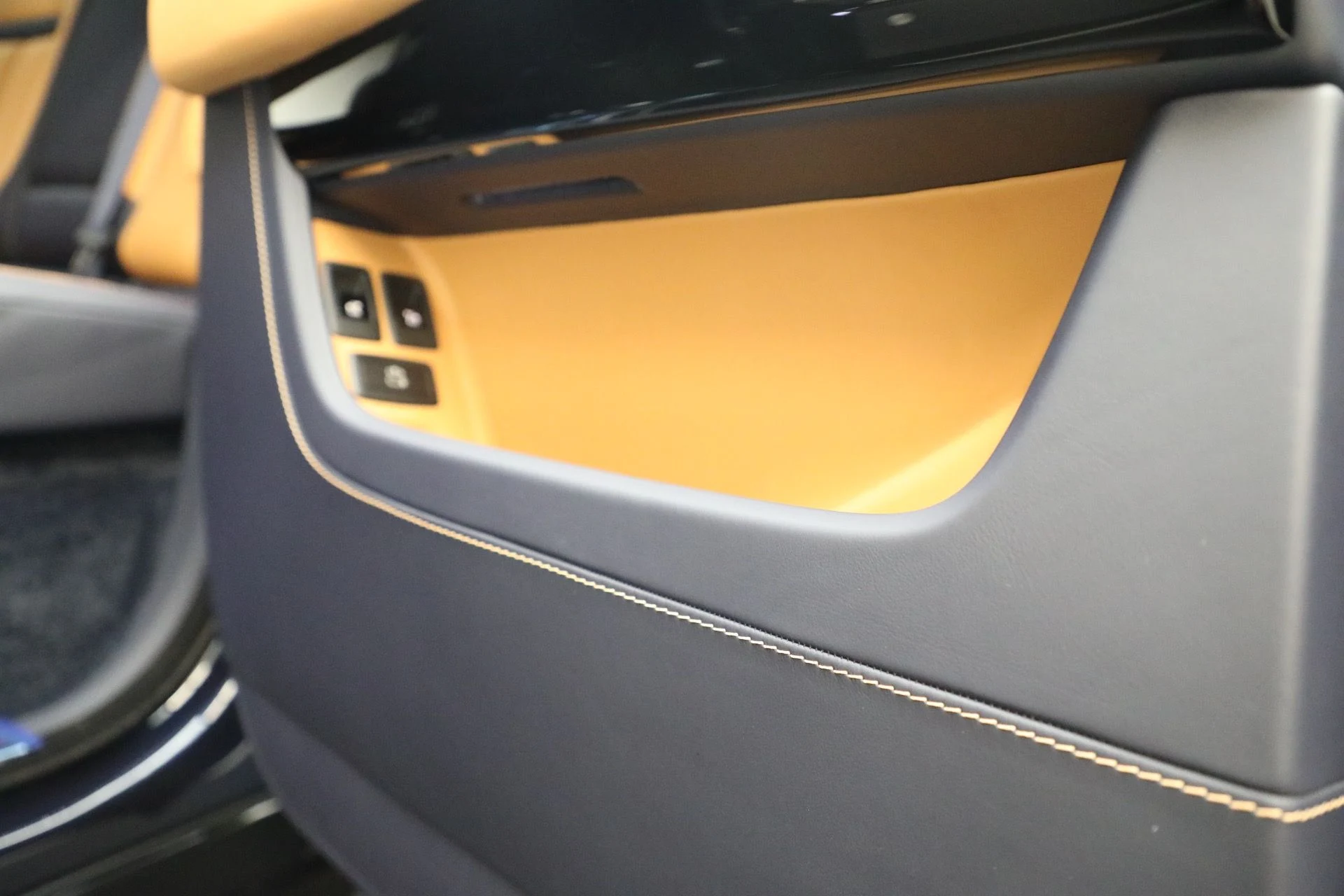 mph030_95648610_New_2026_Rolls_Royce_Cullinan_a17683c72a