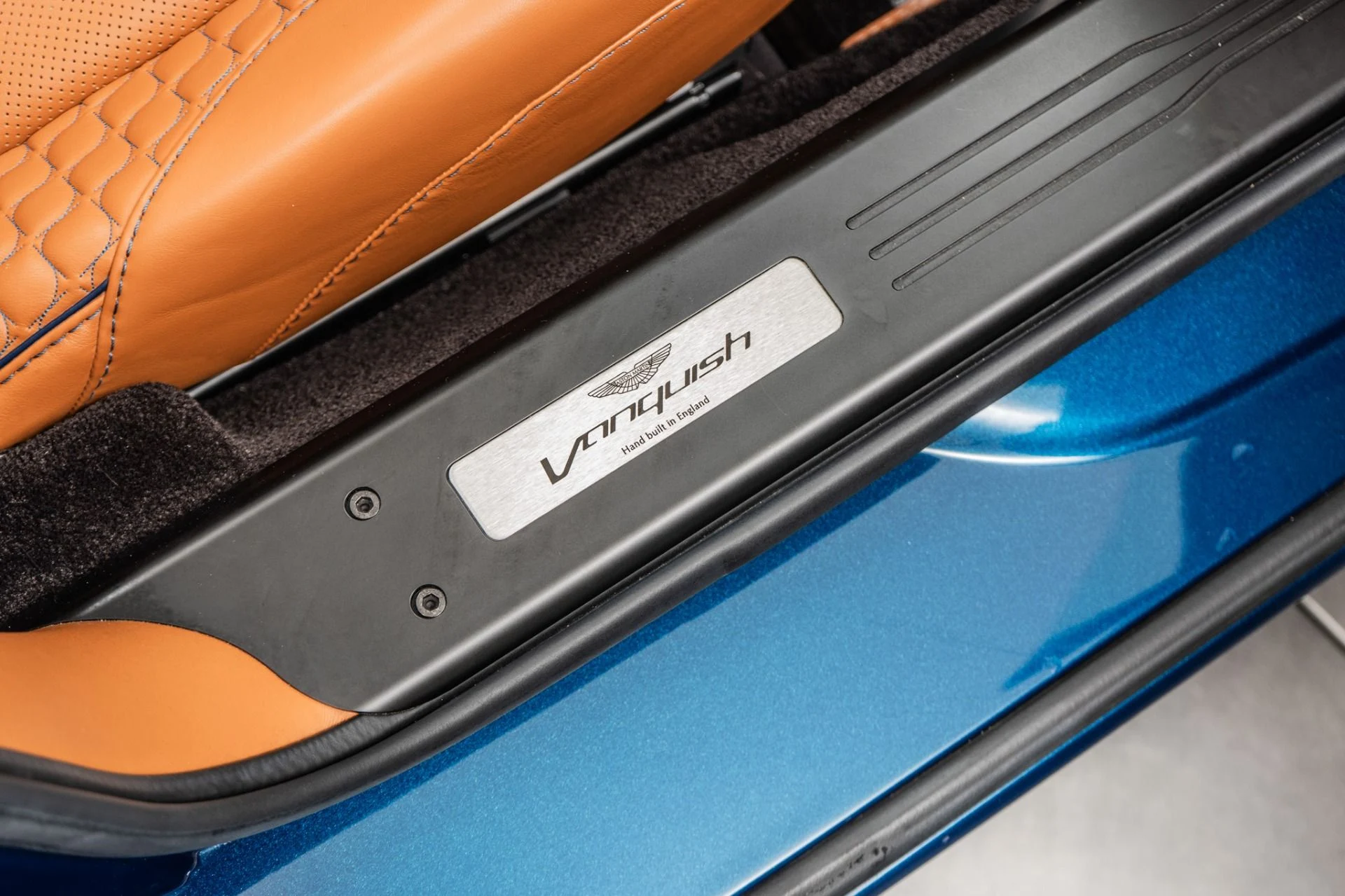 mph030_95988986_Used_2016_Aston_Martin_Vanquish_Volante_Low_Miles_Amazing_Color_Combination_1785262307_67c9398f57