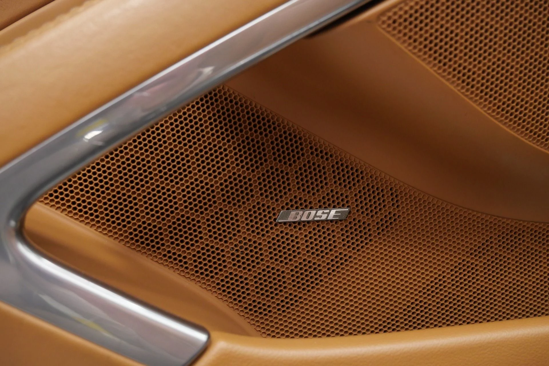 mph030_964179978_Used_2015_Porsche_911_Targa_4_S_Premium_Package_Plus_Two_Tone_Interior_1781207987_895037b0c1