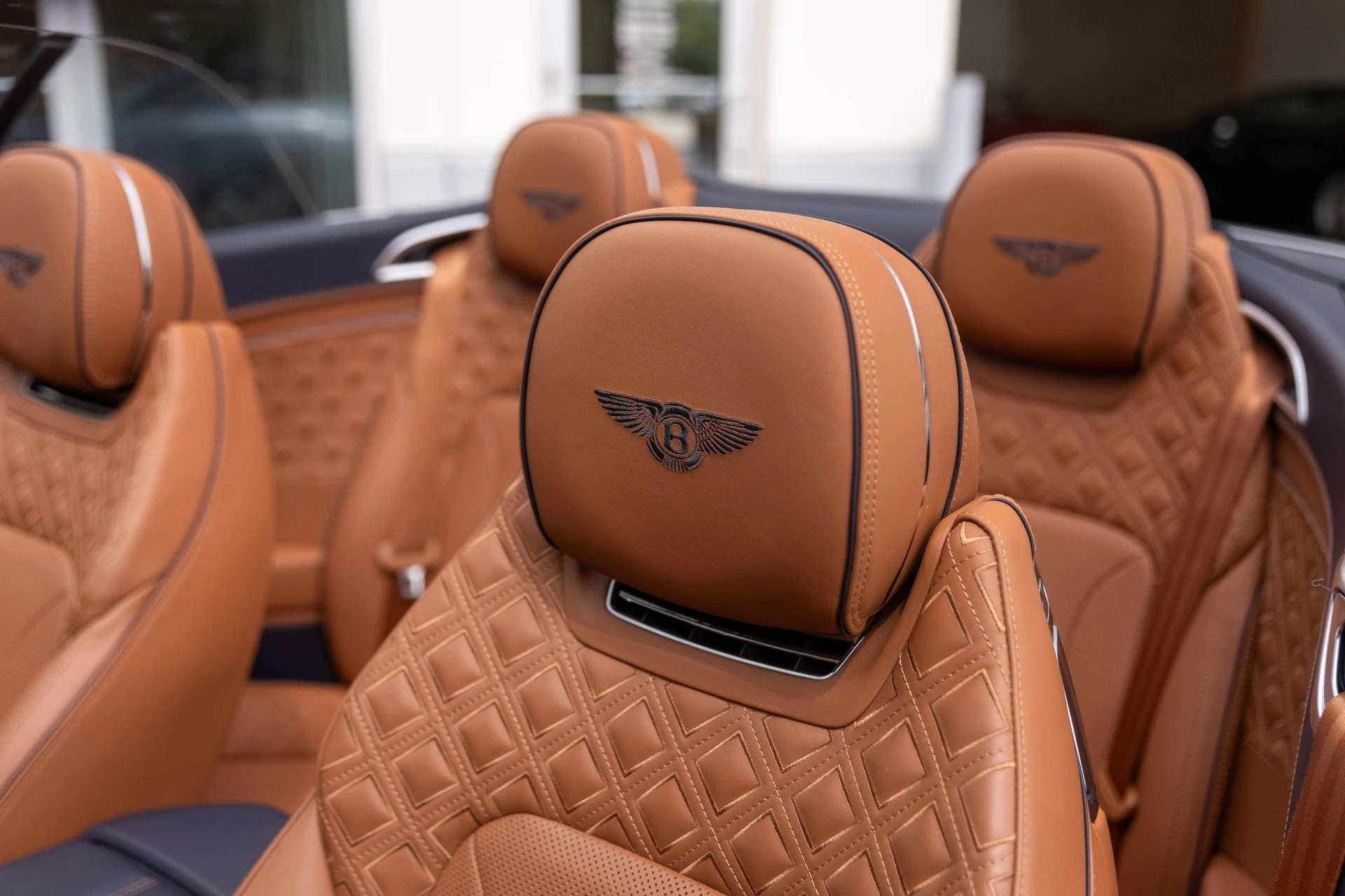 mph030_967215993_Hi_Tech_Luxury_Imports_LLC_SCBDG_4_ZG_5_PC_006635_image_30_840738bbc6