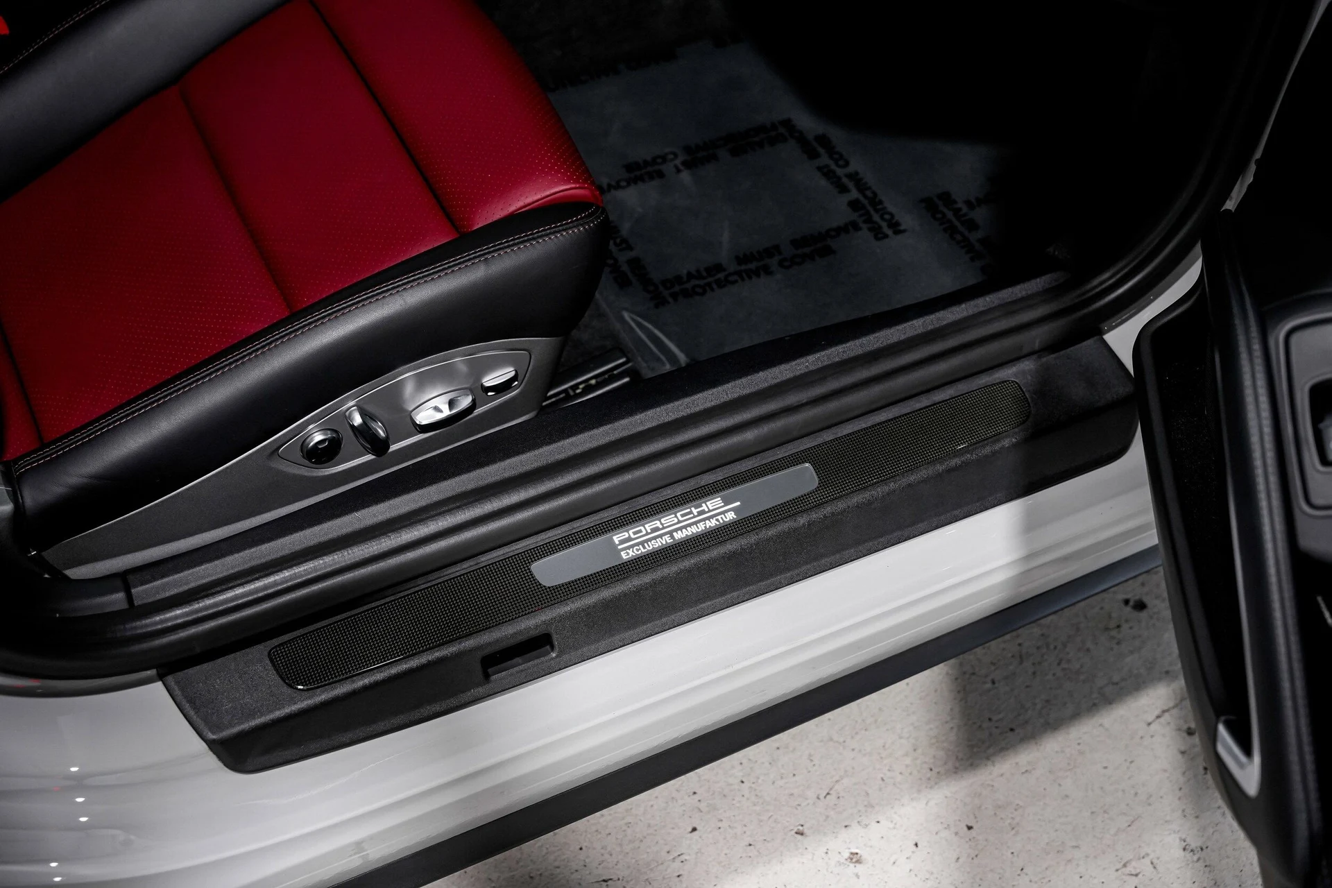 mph030_979670443_19905e6ef966a2ead653480877e52ecdx_55fe319416