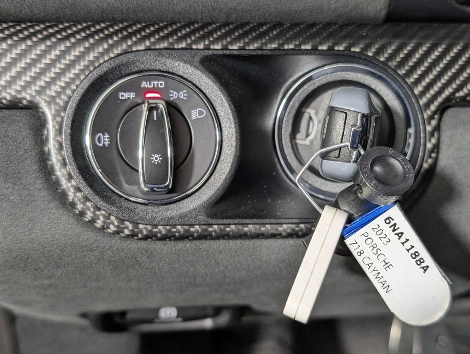 mph030_984366991_s_Ub_T1k_K_Jx54n_XSDAL_5_Weeu_Tkn4_1bda3793b5