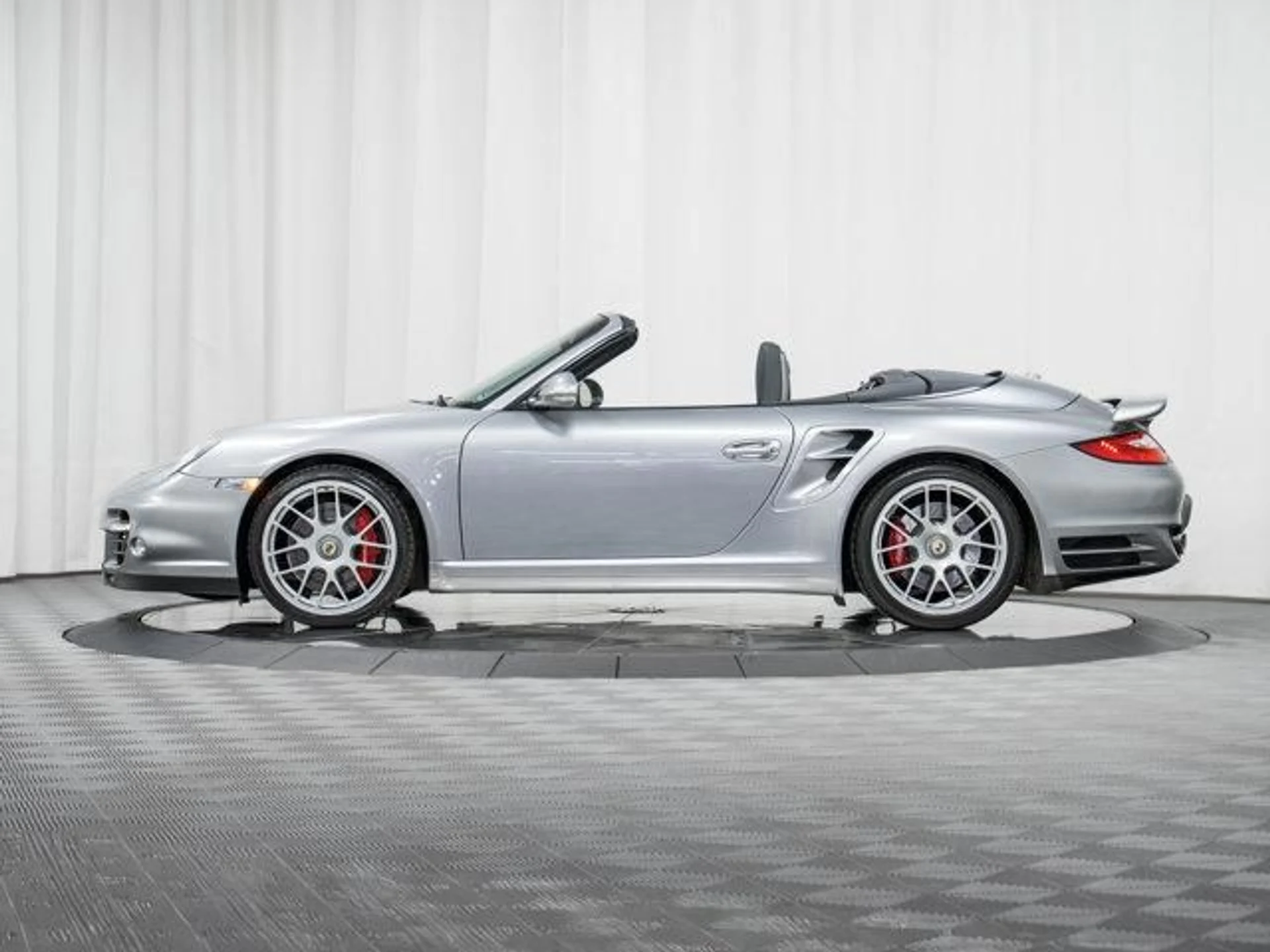 mph030_987420025_W_Jlho_Yzh3r_W_Hag_N8j_I7_L_Wt_Ro_f9b988ca87