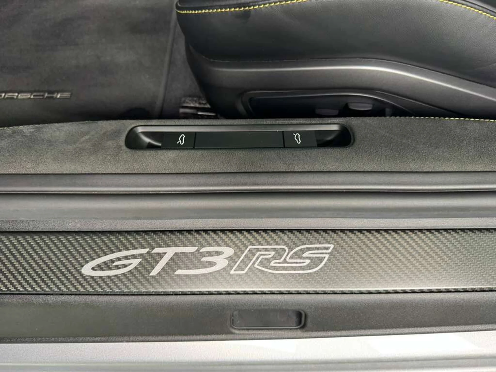 mph030_988670898_5967da50bb580b252eb0aed4a1df188f_18f80f12ca