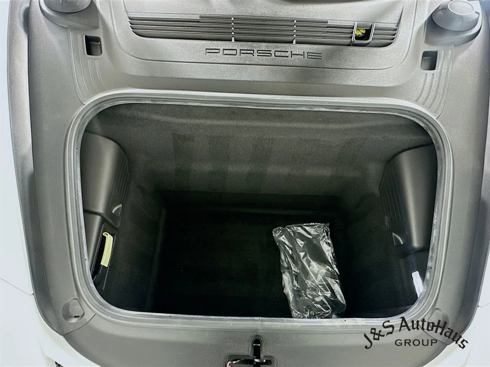 mph030_989095392_1modo2szifigtggl9k2gd9a5t37b_ac25a04b56