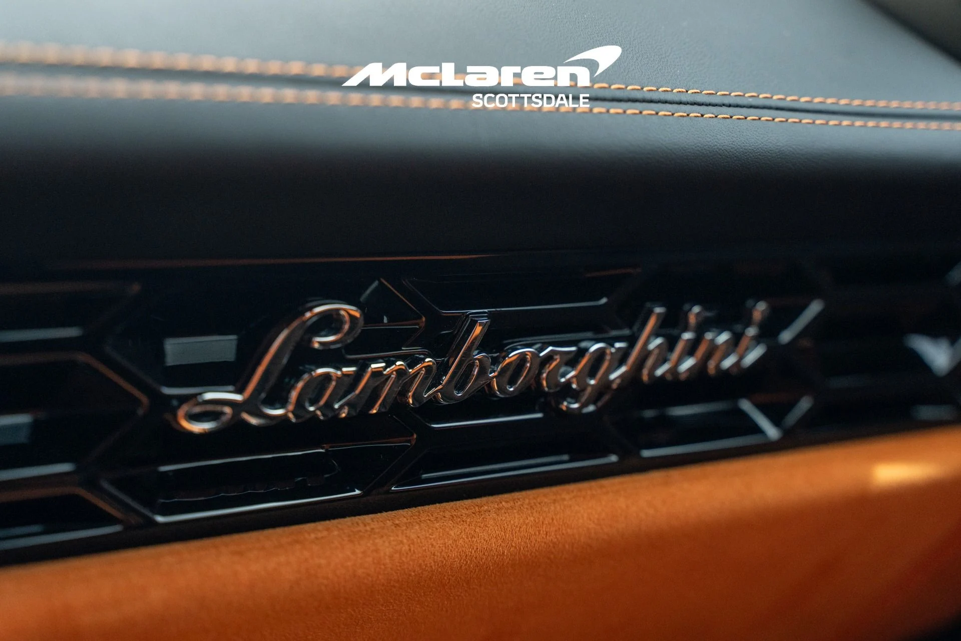 mph030_990604158_Used_2023_LAMBORGHINI_HURACAN_EVO_EVO_AWD_1758292828_046fe9657b