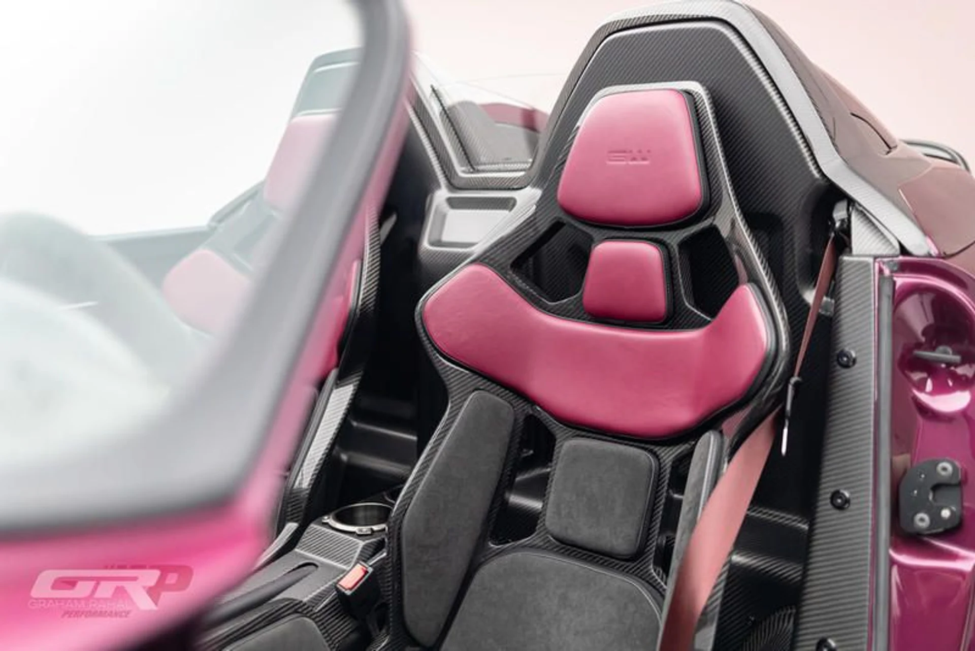 mph030_996167063_9_B9_D13_B2_EA_5_A_4_D72_89_ED_74_B3_E6527232_fe6d8b6572