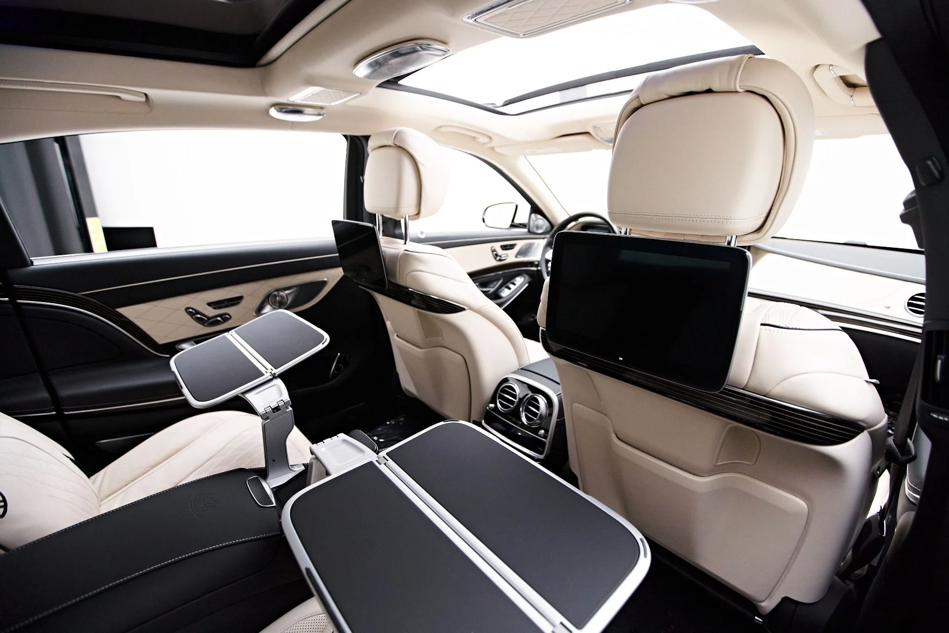 mph030_996898069_Used_2020_Mercedes_Benz_S_Class_Maybach_S_560_1686091105_aa71941e7e