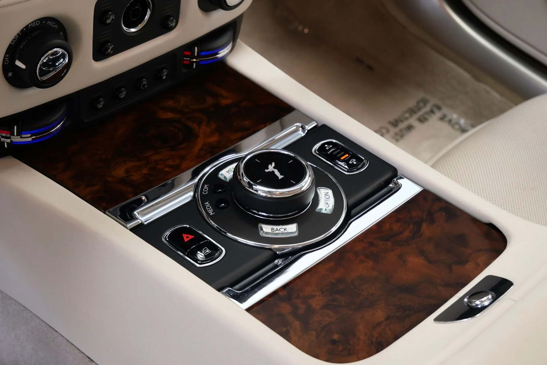 mph030_998090932_Used_2019_Rolls_Royce_Wraith_The_Wraith_Package_Starlight_Headliner_Surround_Cameras_1773246282_ecc90bce24