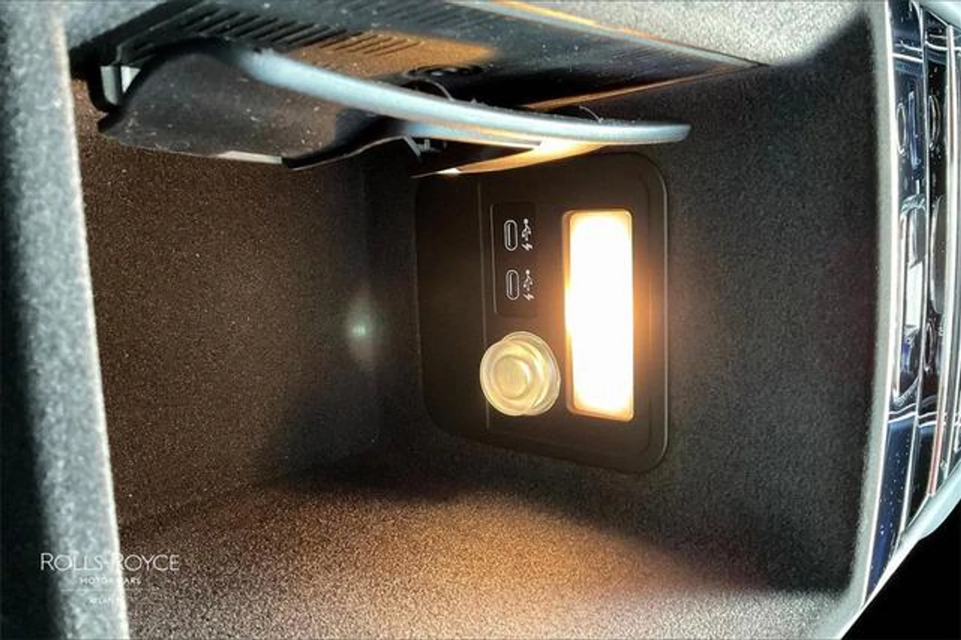 mph030_RQ_jbnkzu_Ci5_Mm_Z6c_Ha_Ptx_Oos_Qs_6d3627d182