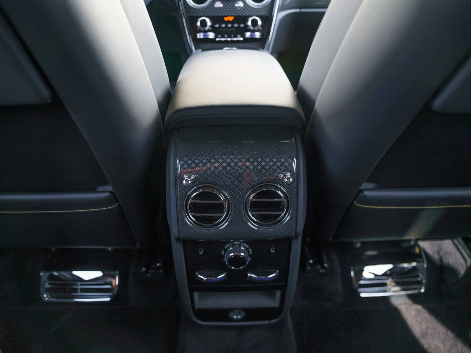 mph031_1000774370_7f1f833a2cab9f234dbbba3dc9a26a42x_8dedffe6a3