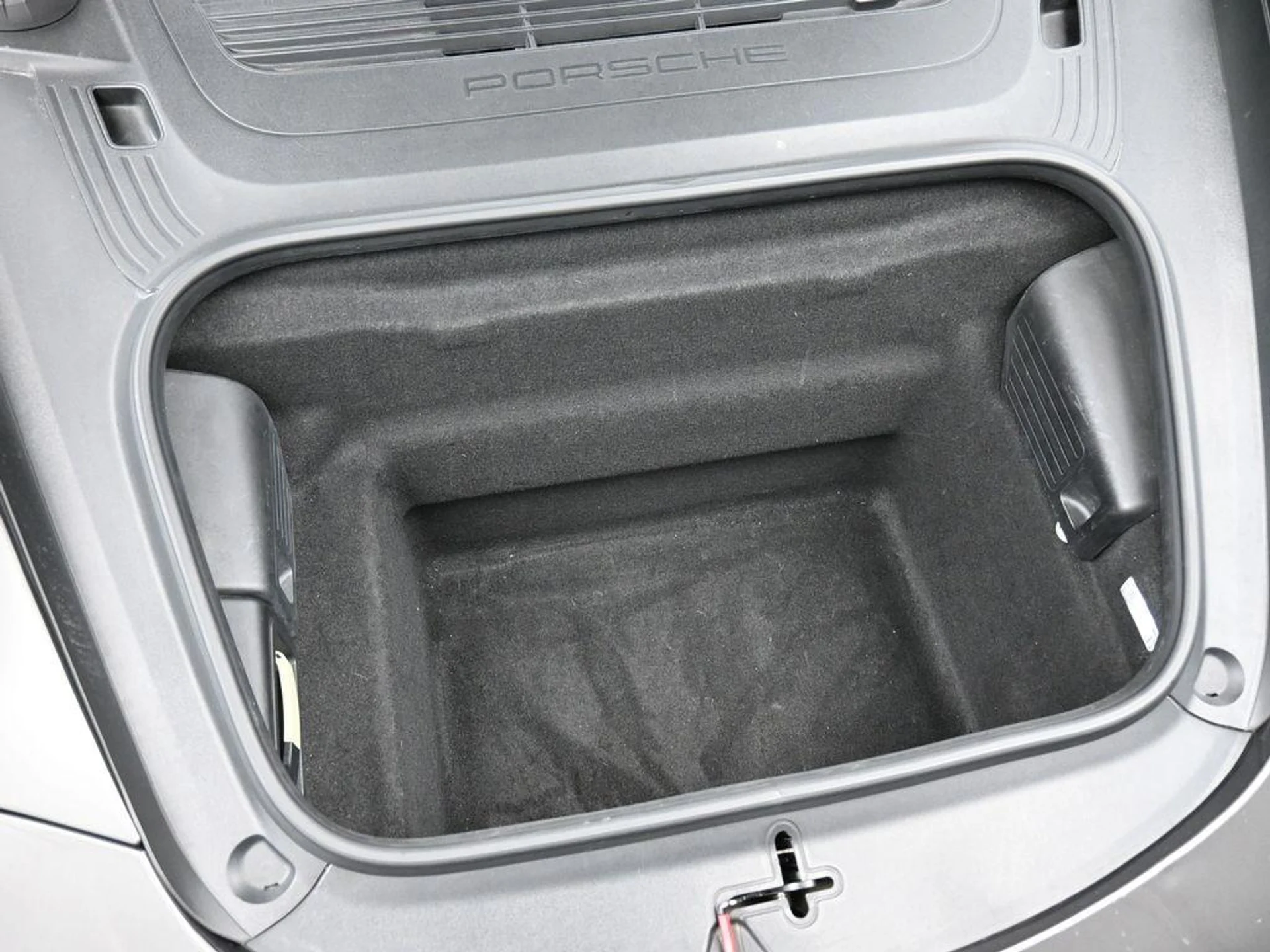 mph031_1002393082_494083218_6984447a1f4dc2a81043a55d_e9d8b8359f