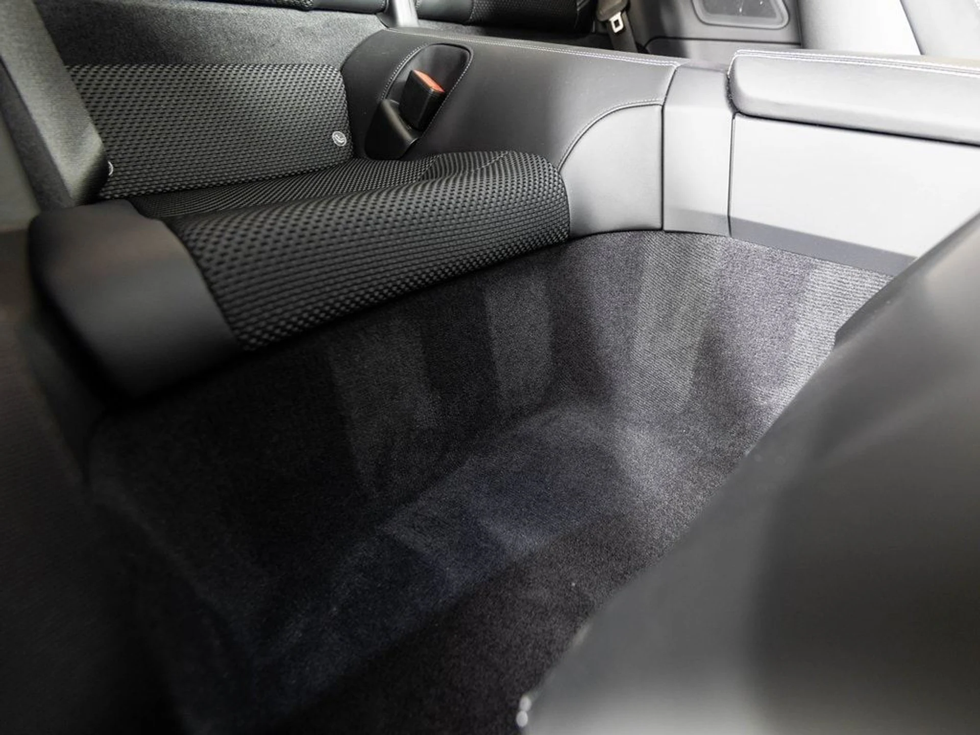 mph031_1002667239_90a2a09853ae4168c00ed7495a8d2351x_659ff3b909