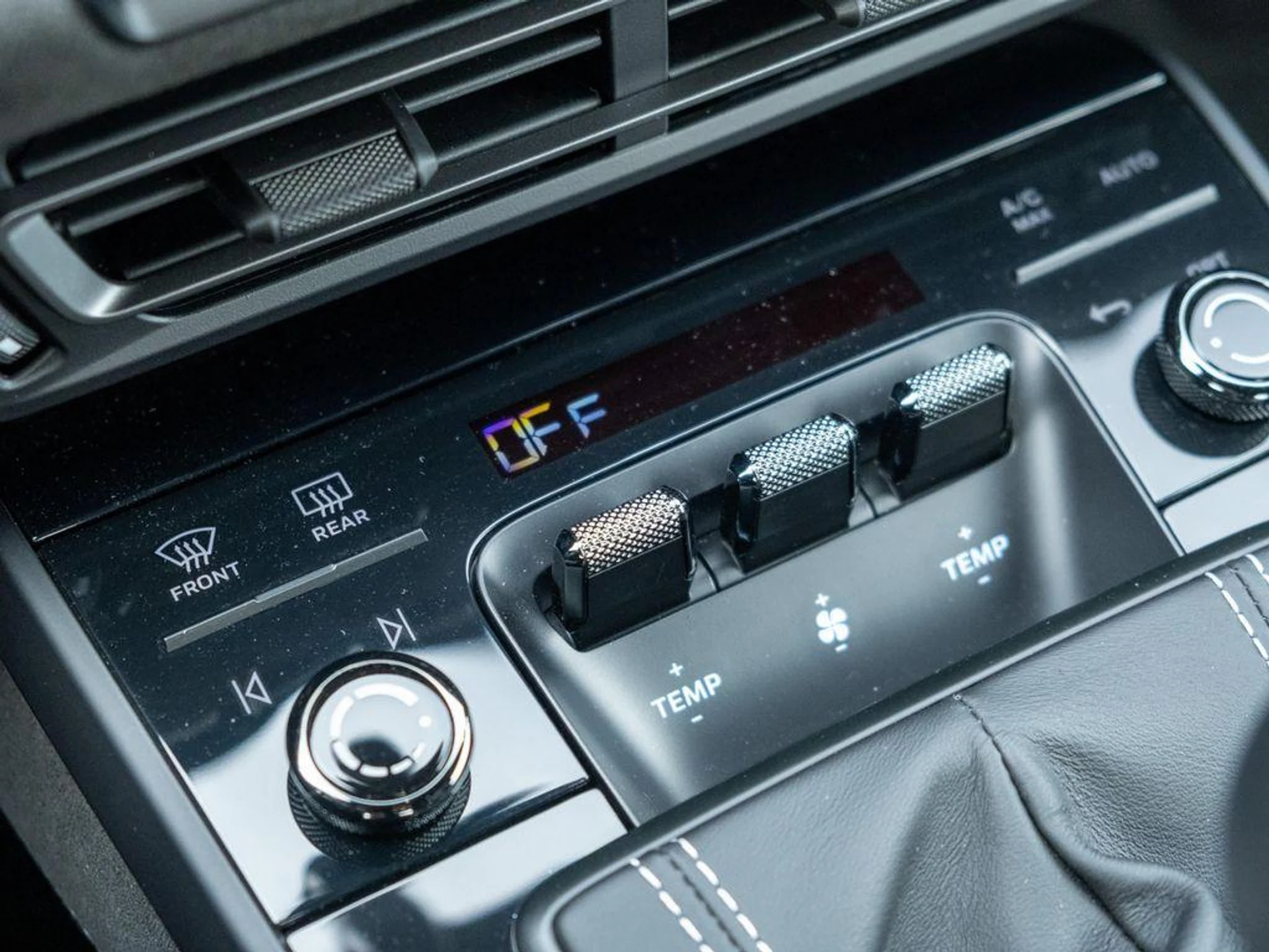 mph031_1003360225_e5015_Pc_UN_Mx_Vm_Xk2_hv_Y_Rr_6t_SI_a17ffadff1