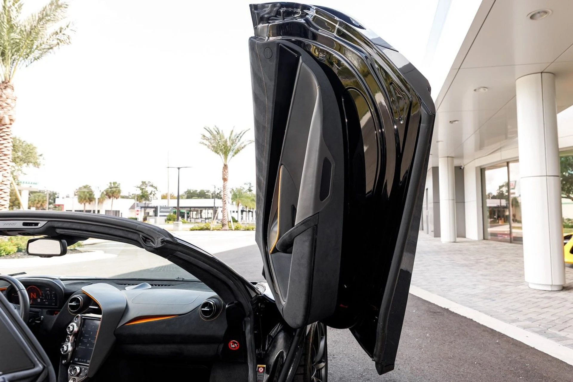 mph031_1005803200_606_p32_l_5b1851c49c