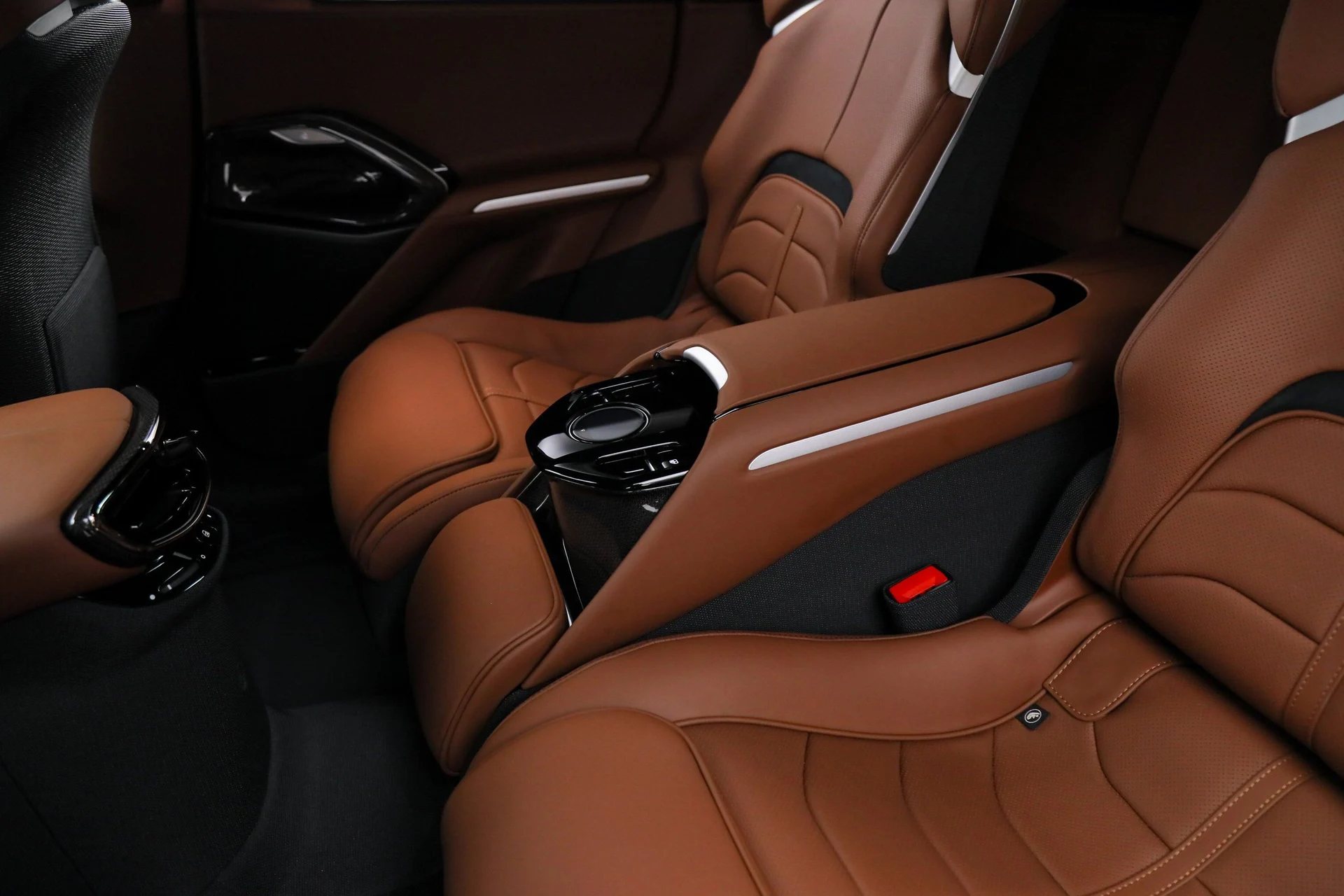 mph031_1017717232_a4388bbe24cd52ff92bc6f3639982588_df2546eb2c