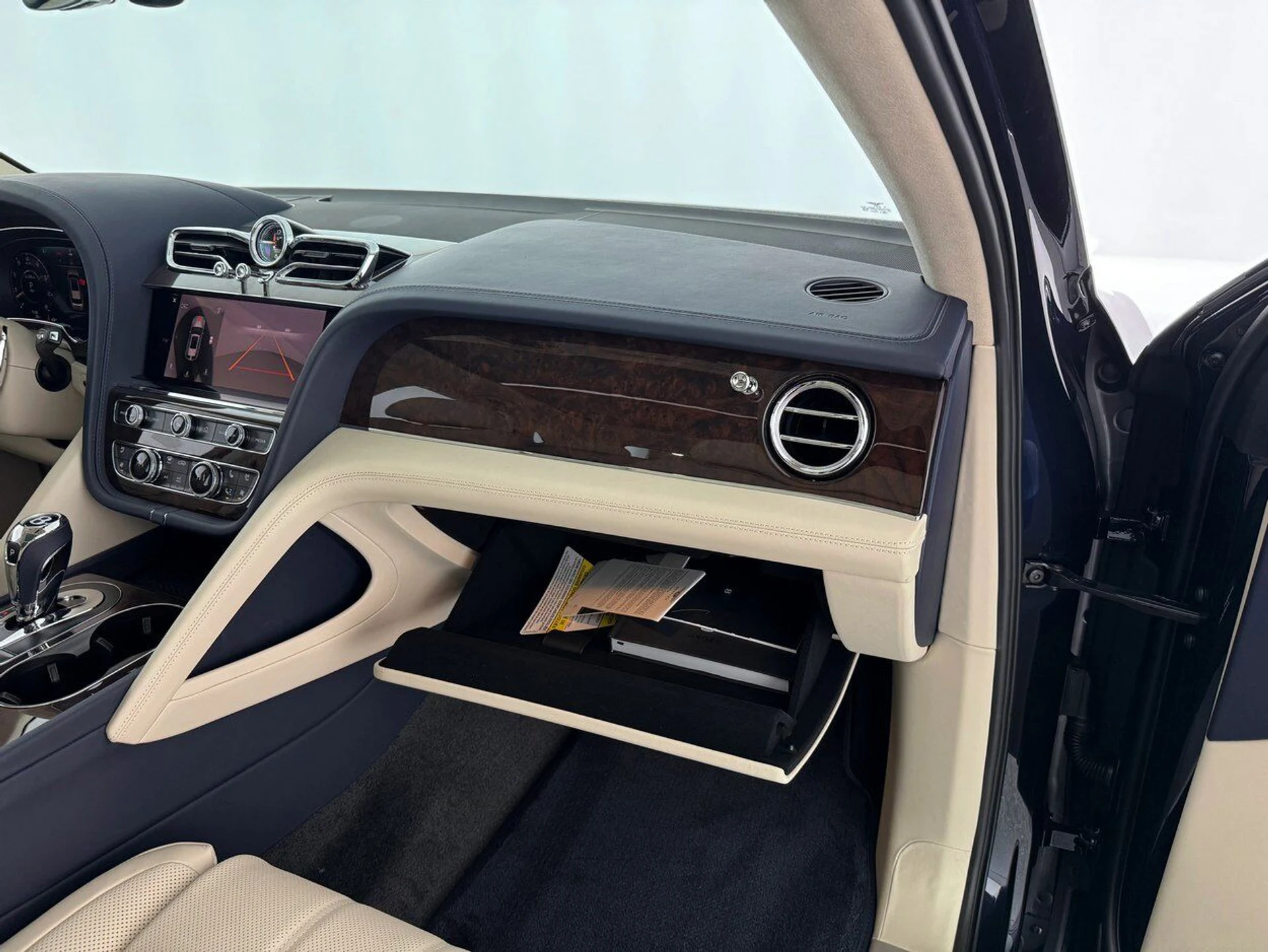 mph031_1020138545_638b8e35d520667bfd9d17a1714faaee_063a9c53a6