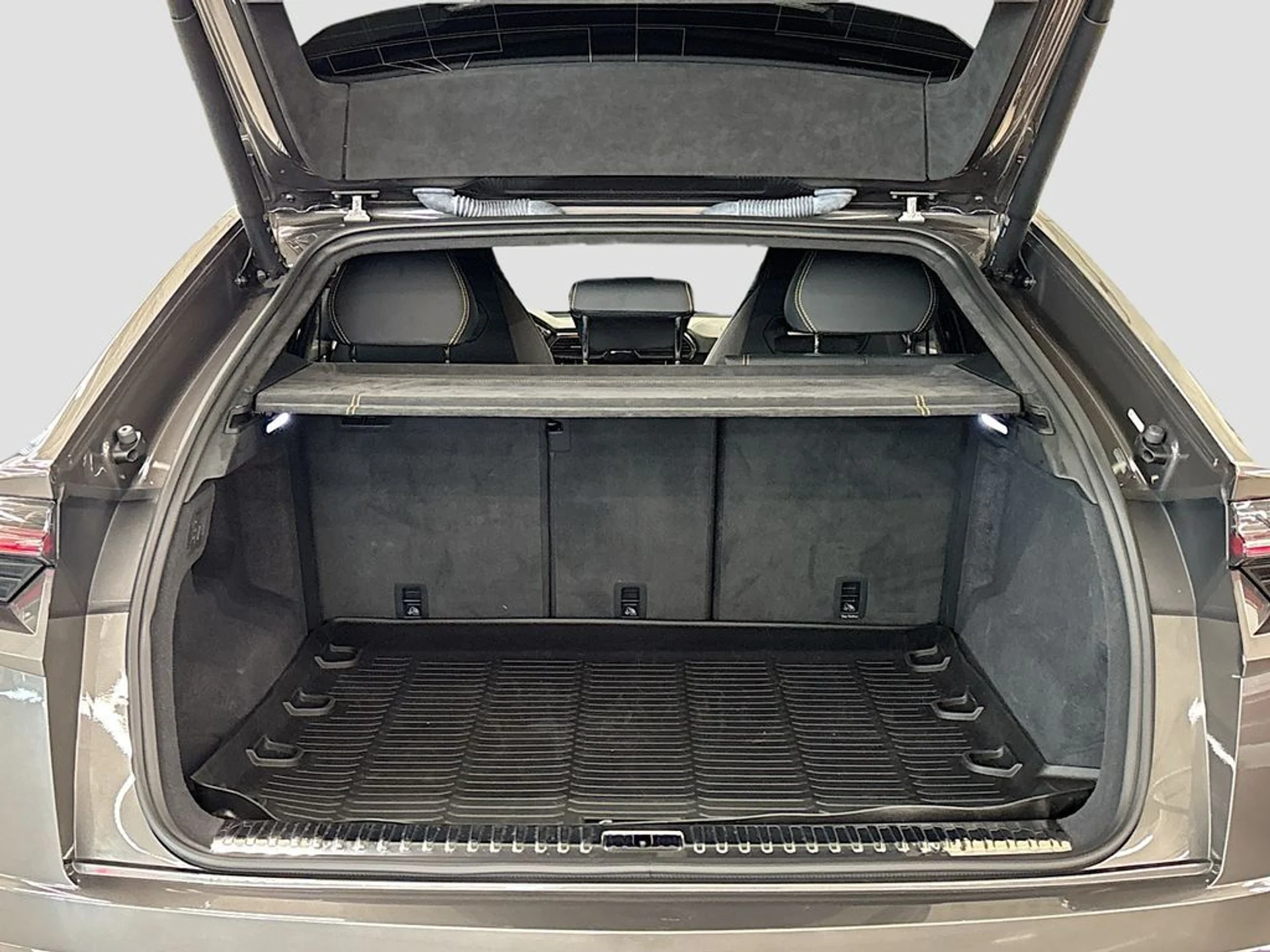 mph031_1024341935_608bd8886a46c07d994d09bd86a44363_b404c1fbcc