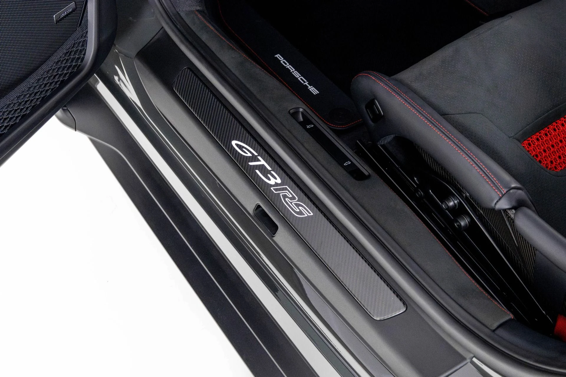 mph031_1026221061_Used_2025_Porsche_911_GT_3_RS_1760657250_23a7349fcf