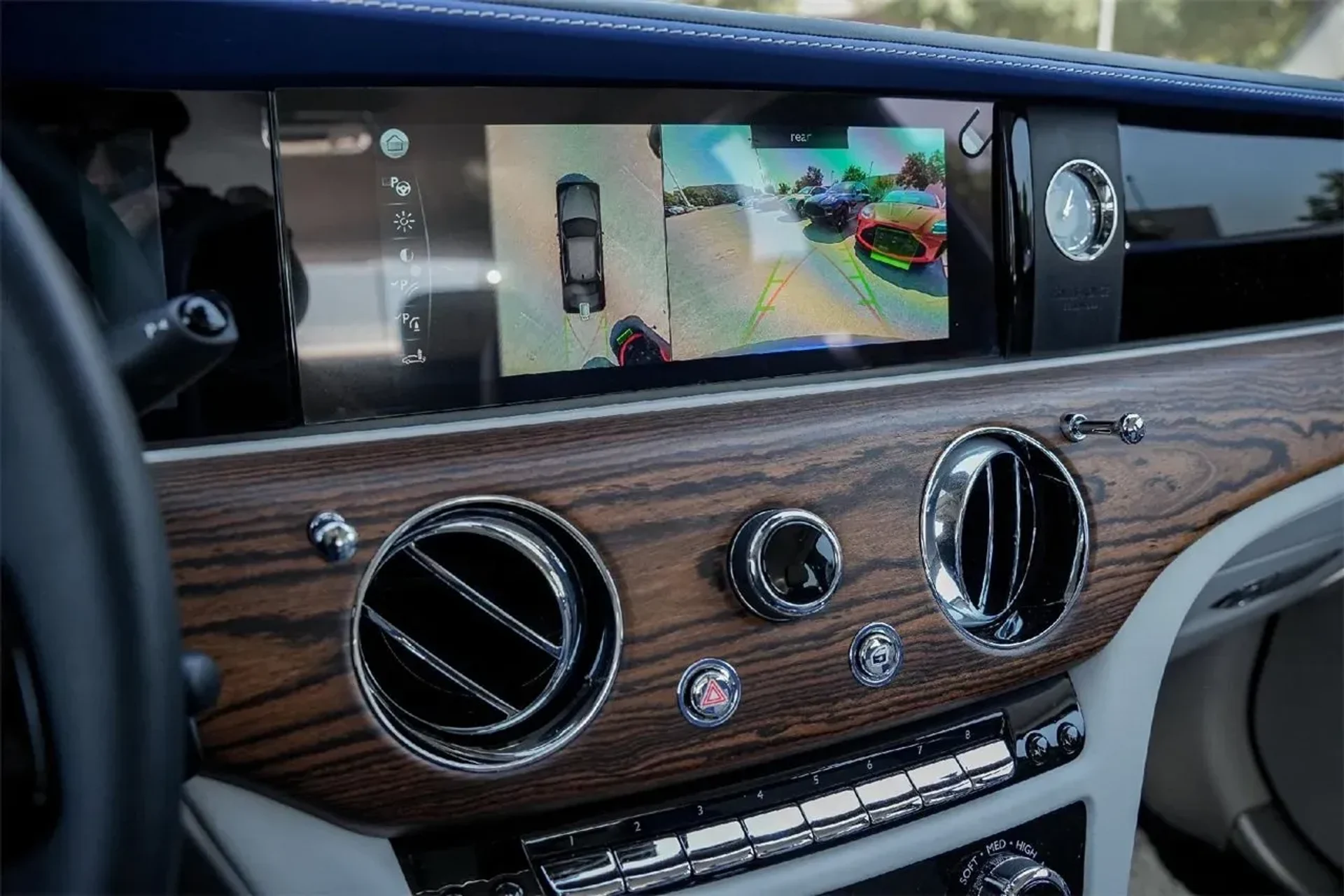 mph031_1035668272_c7a59f2f037245eab4c6ea75b6bbbc46_31cd6b4557