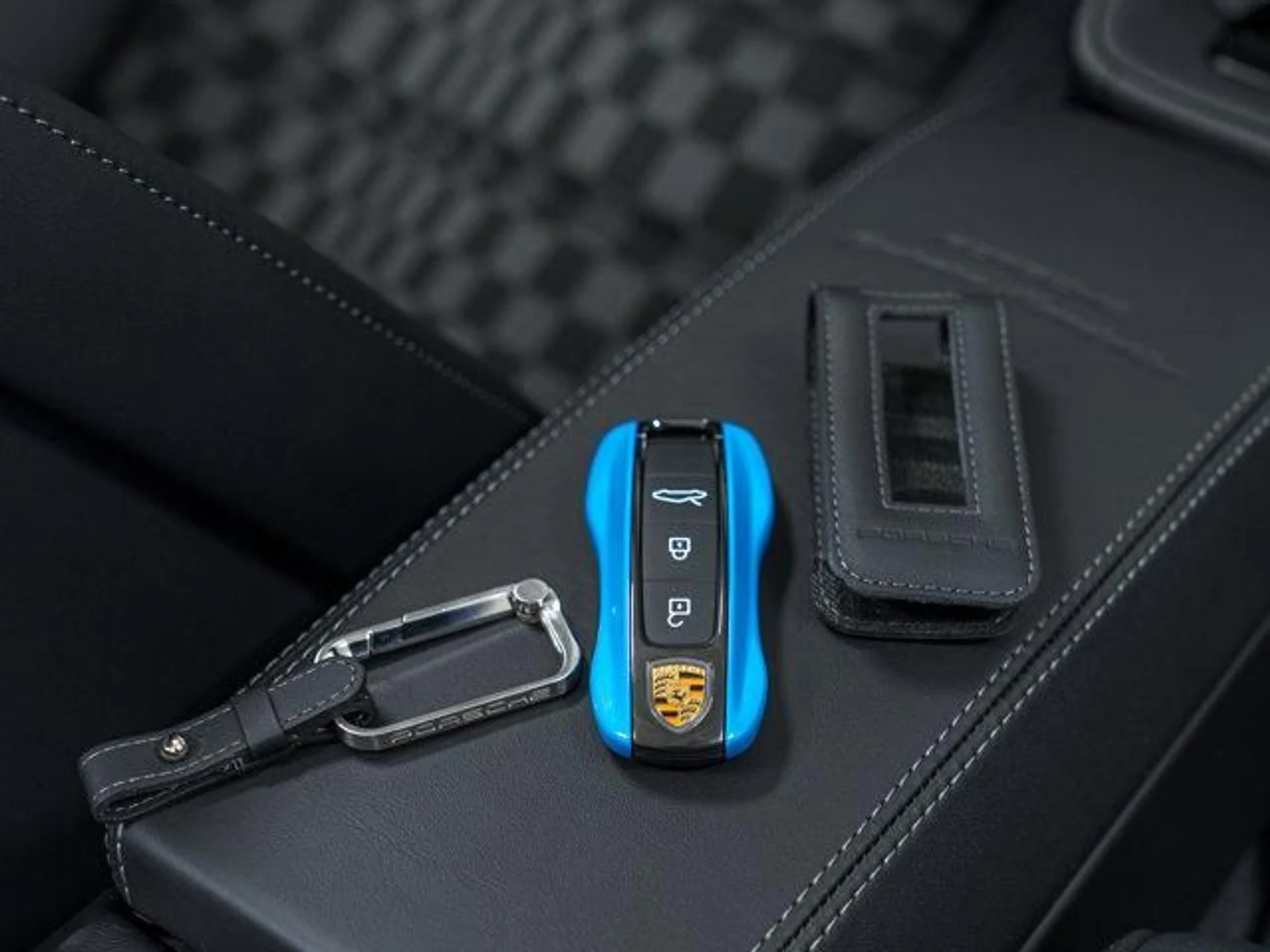 mph031_1040530798_w_Dp_Ng_Ow_V_HNMMG_Wwt_K2_R_Hn_Oosh4_30551c948e