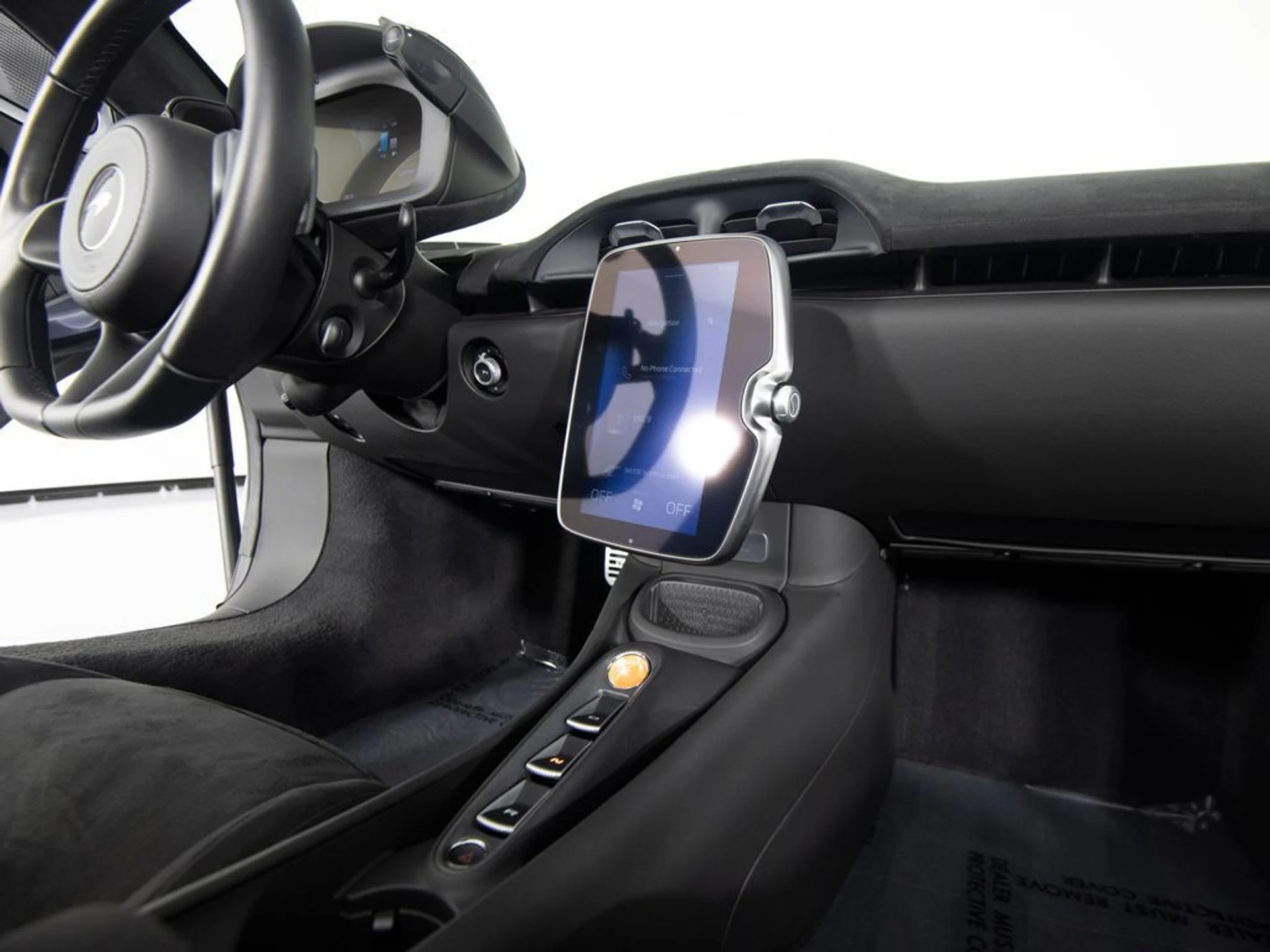 mph031_1044405807_00bb74fd4351c944c18e5977f844e54ex_c24a835eb9