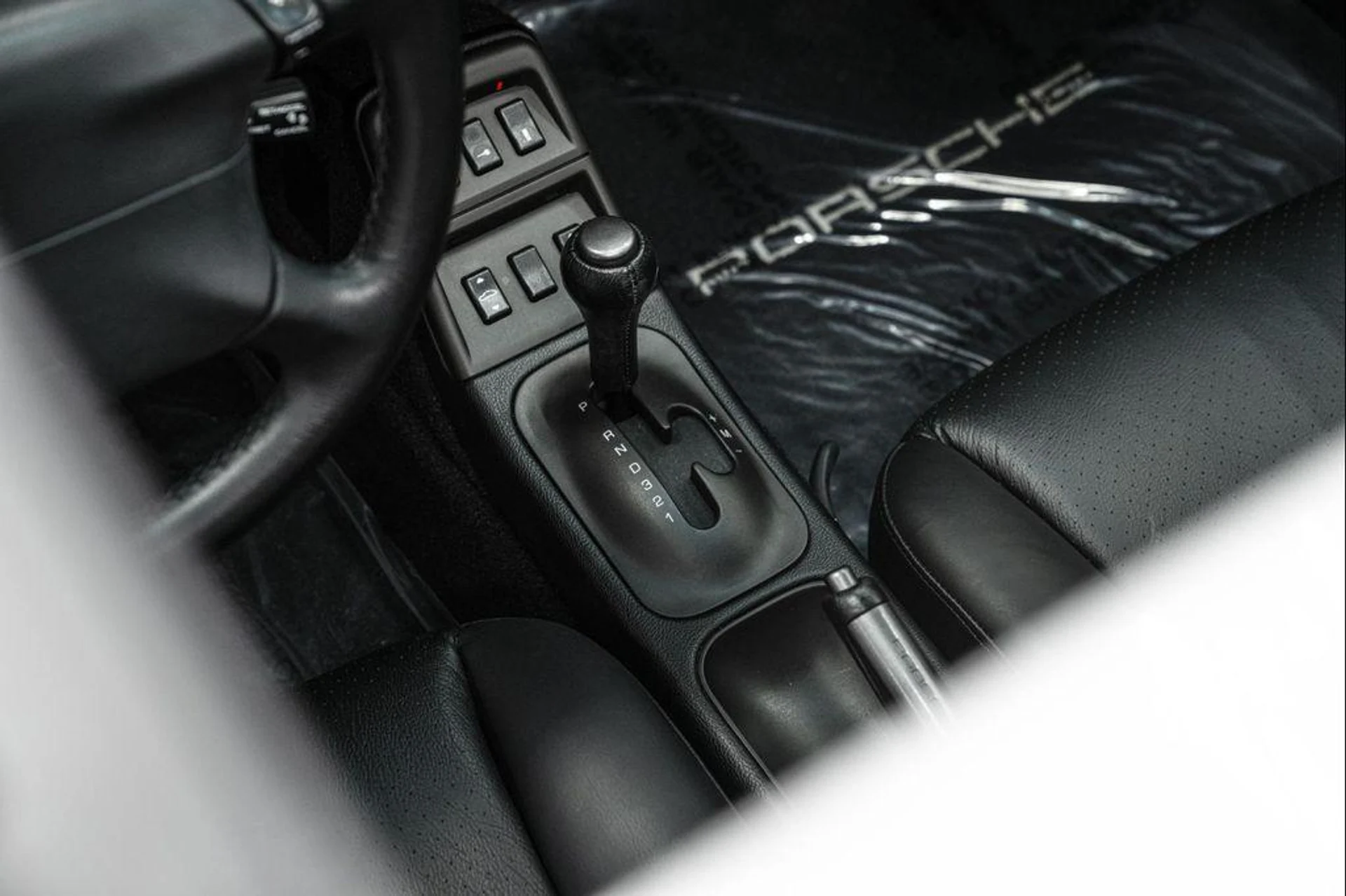 mph031_1046089023_Se_J5i_zz_JQ_Xzq_XY_64_Y8_Lz_qk_K60_c1e916615a