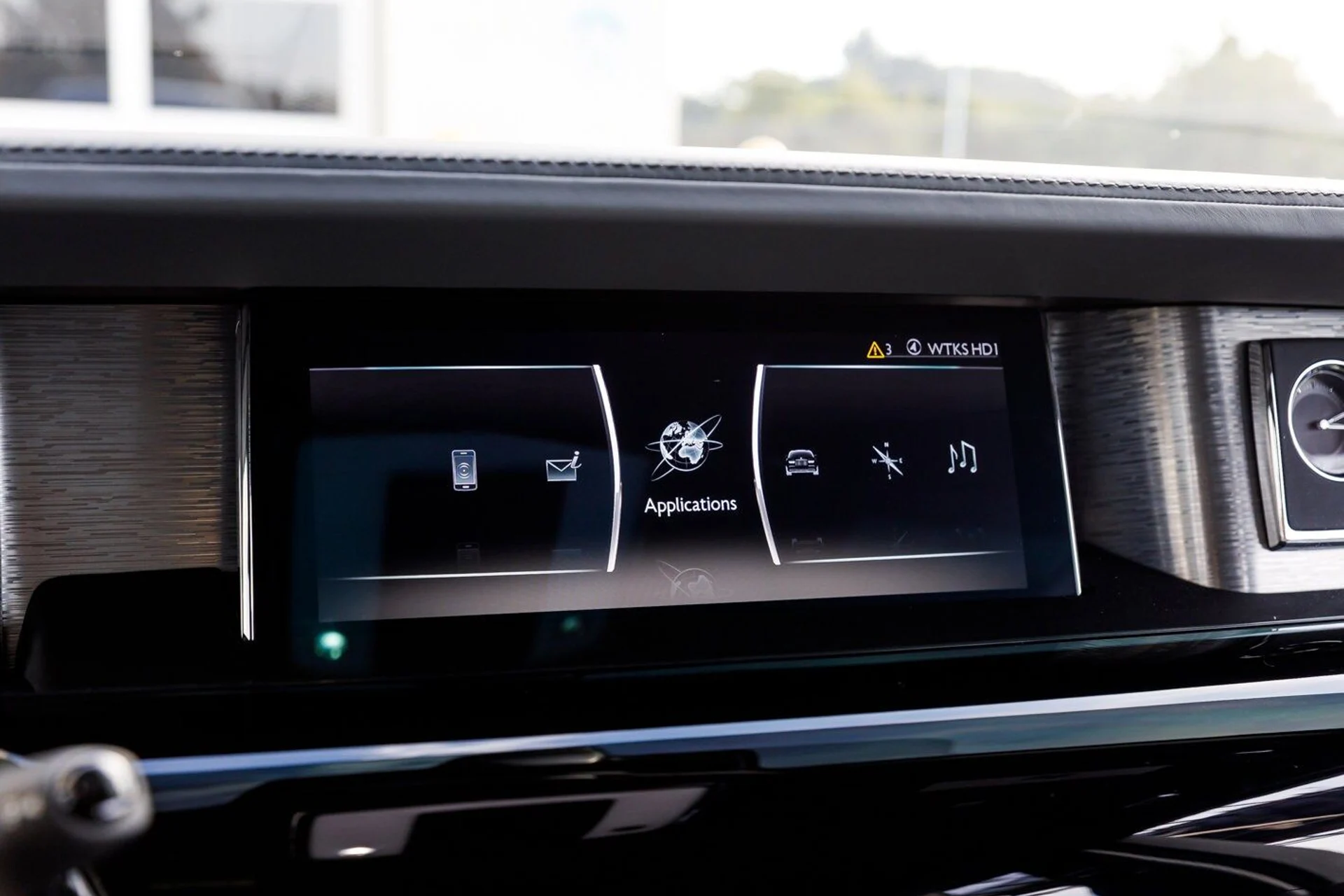 mph031_1049030717_feb3e94e8d2af48cd0bfe59247204081x_8c7ac94708