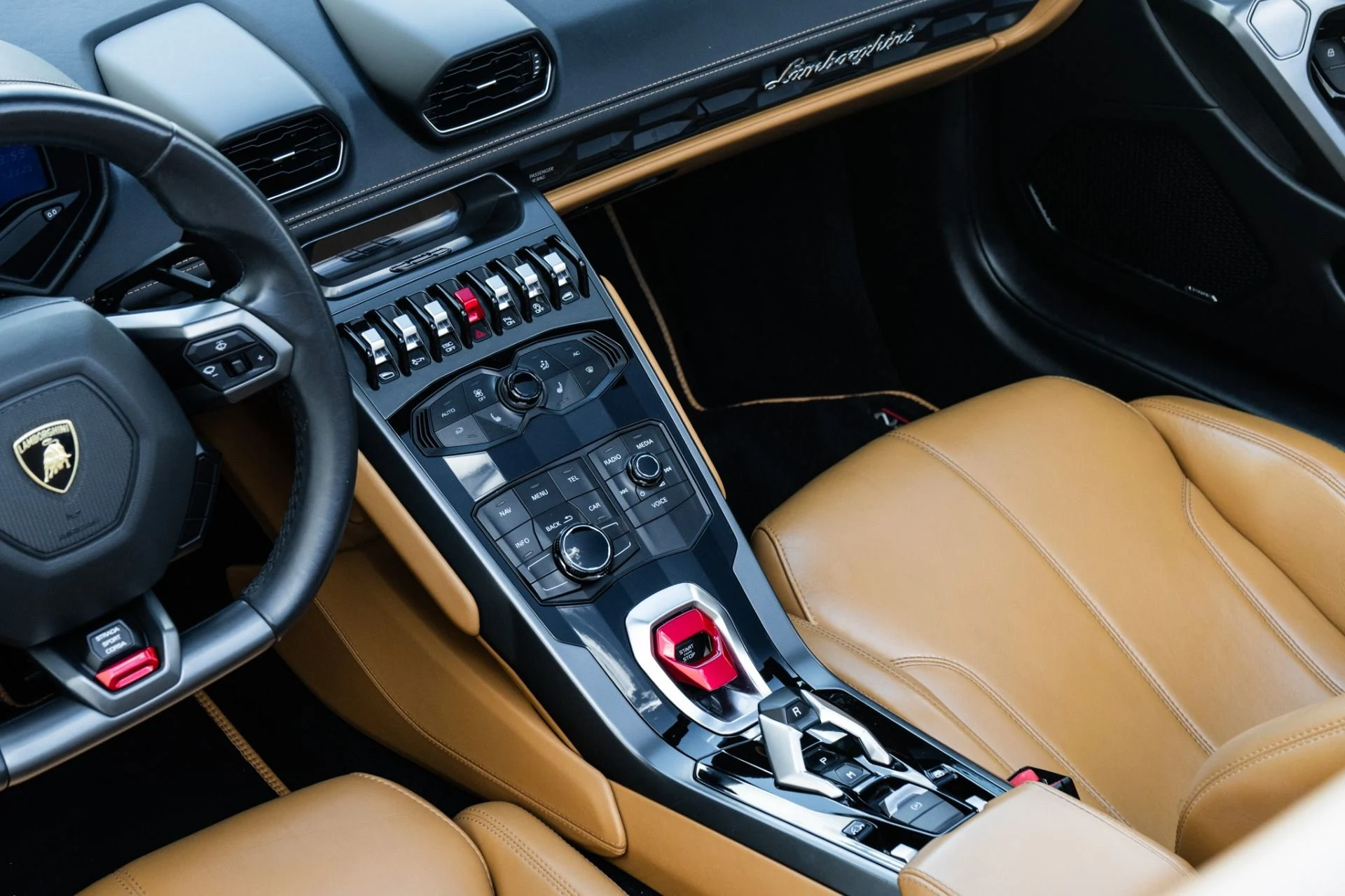 mph031_1052333416_Used_2018_Lamborghini_Huracan_LP_580_2_Spyder_1753307982_e4ca80b79d