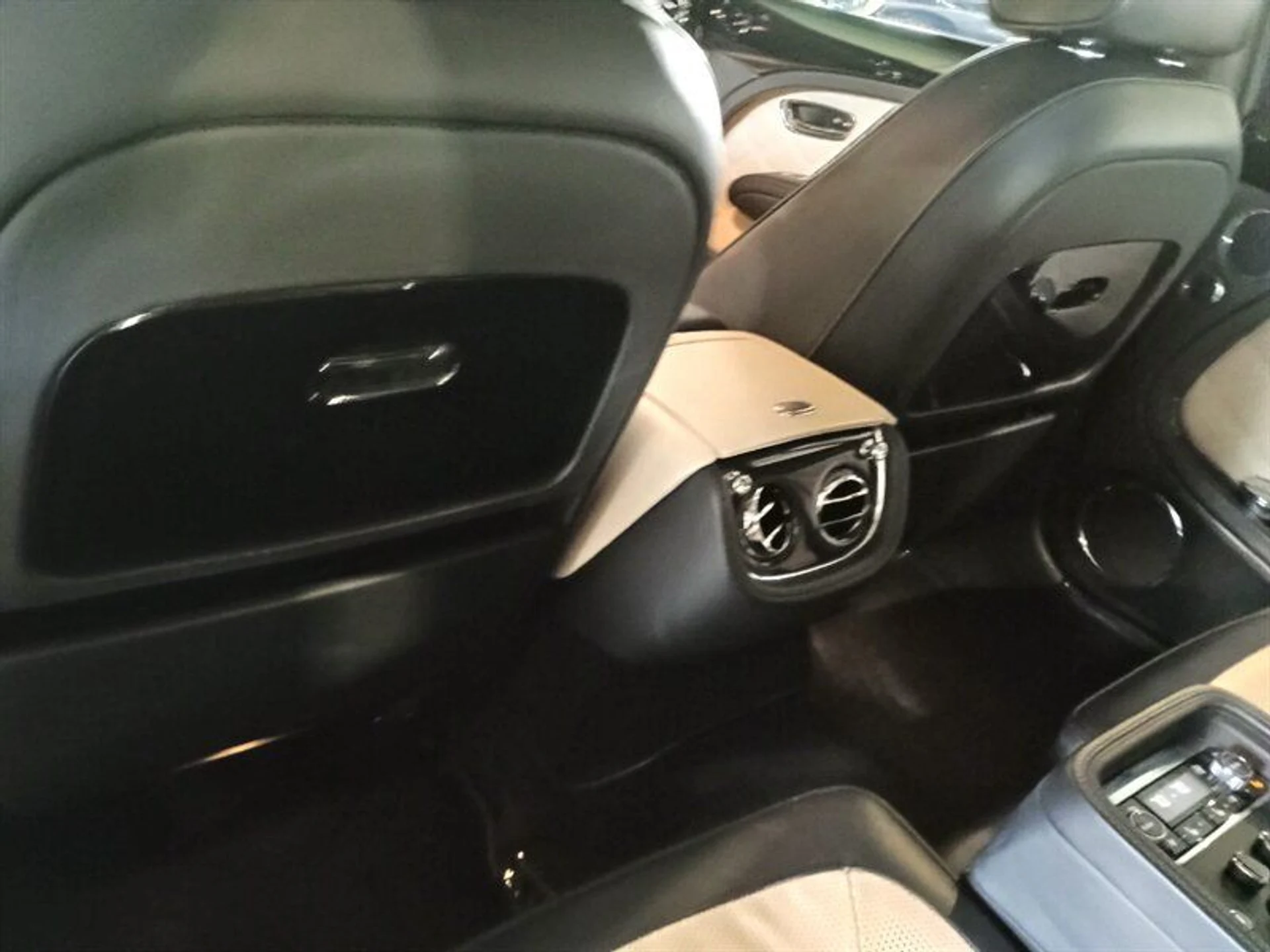 mph031_106243366_6b1d3d1f94_800_cef0e7a0ec