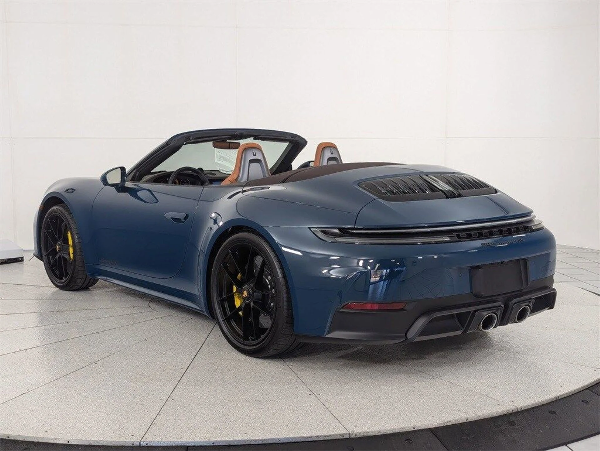 mph031_1062995882_eb24e5f2f9a2998a1e8dc847d49323e9x_5f336ce80c