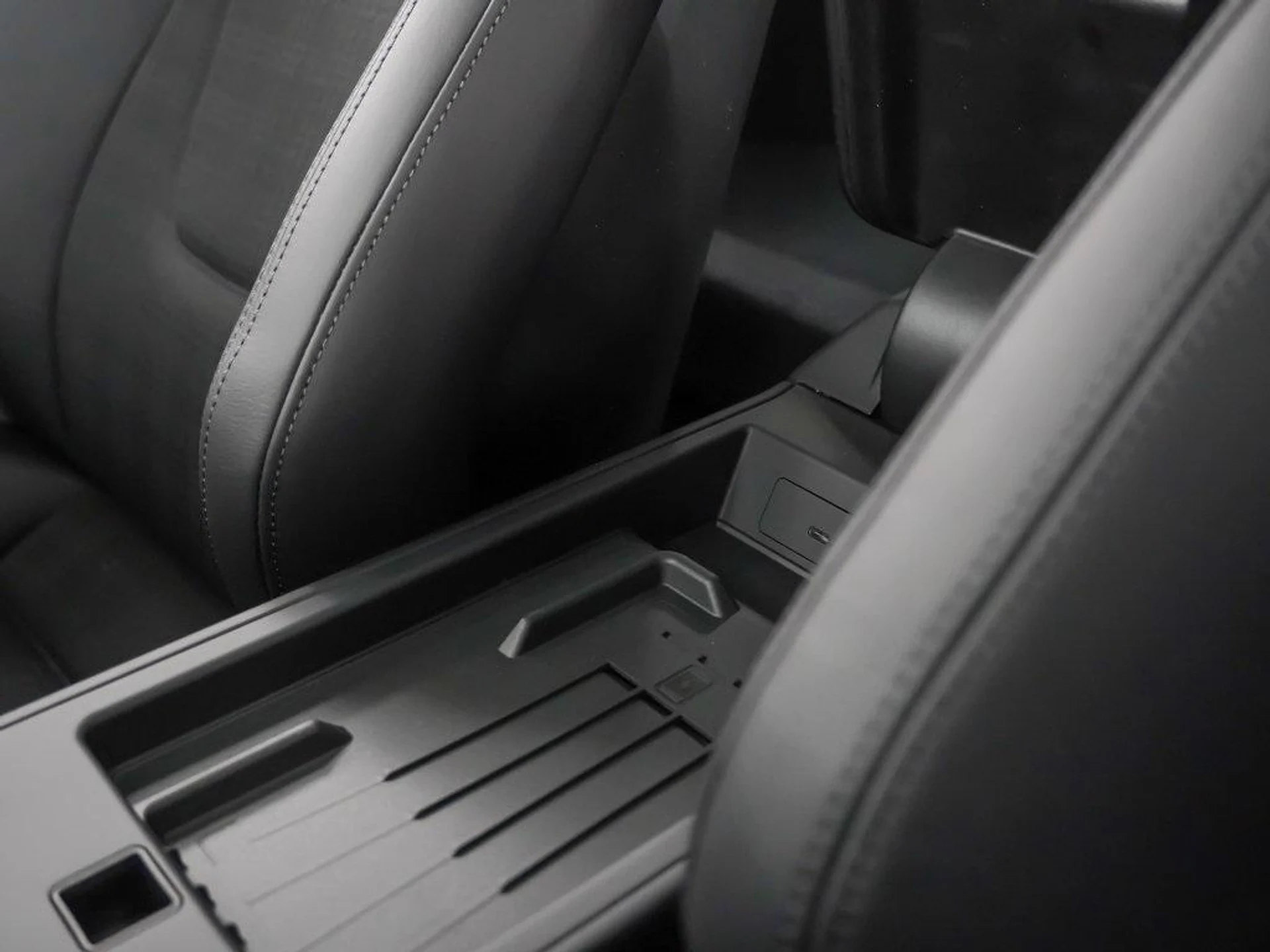 mph031_1068452079_qcg4x_X9_G_Xy8_G93_EI_Wx_QBKK_Sk_TKE_6b2468560f