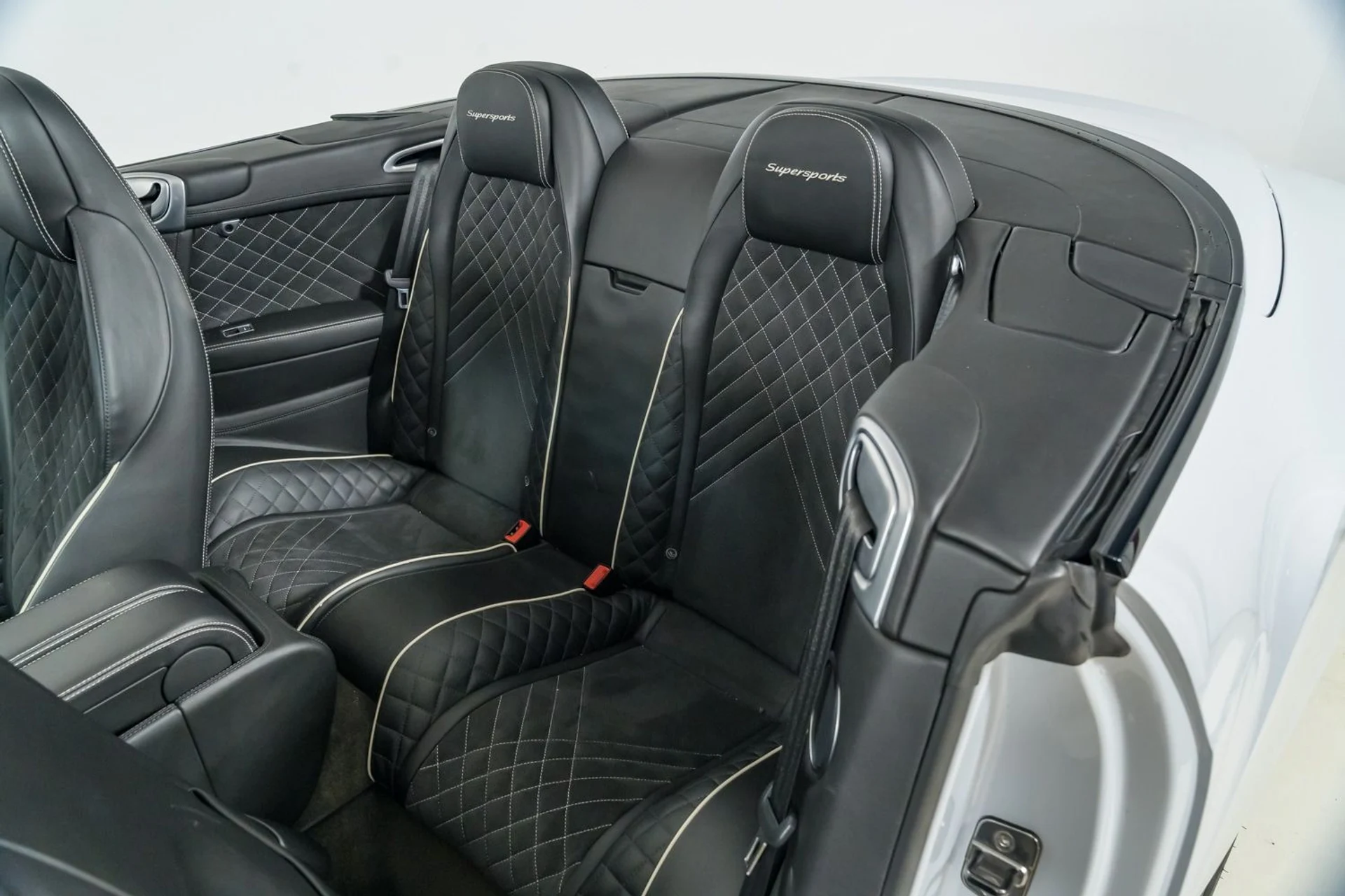 mph031_1069314781_1efc143688fd406fbe40113a9bf7fc79_99b5e65f66