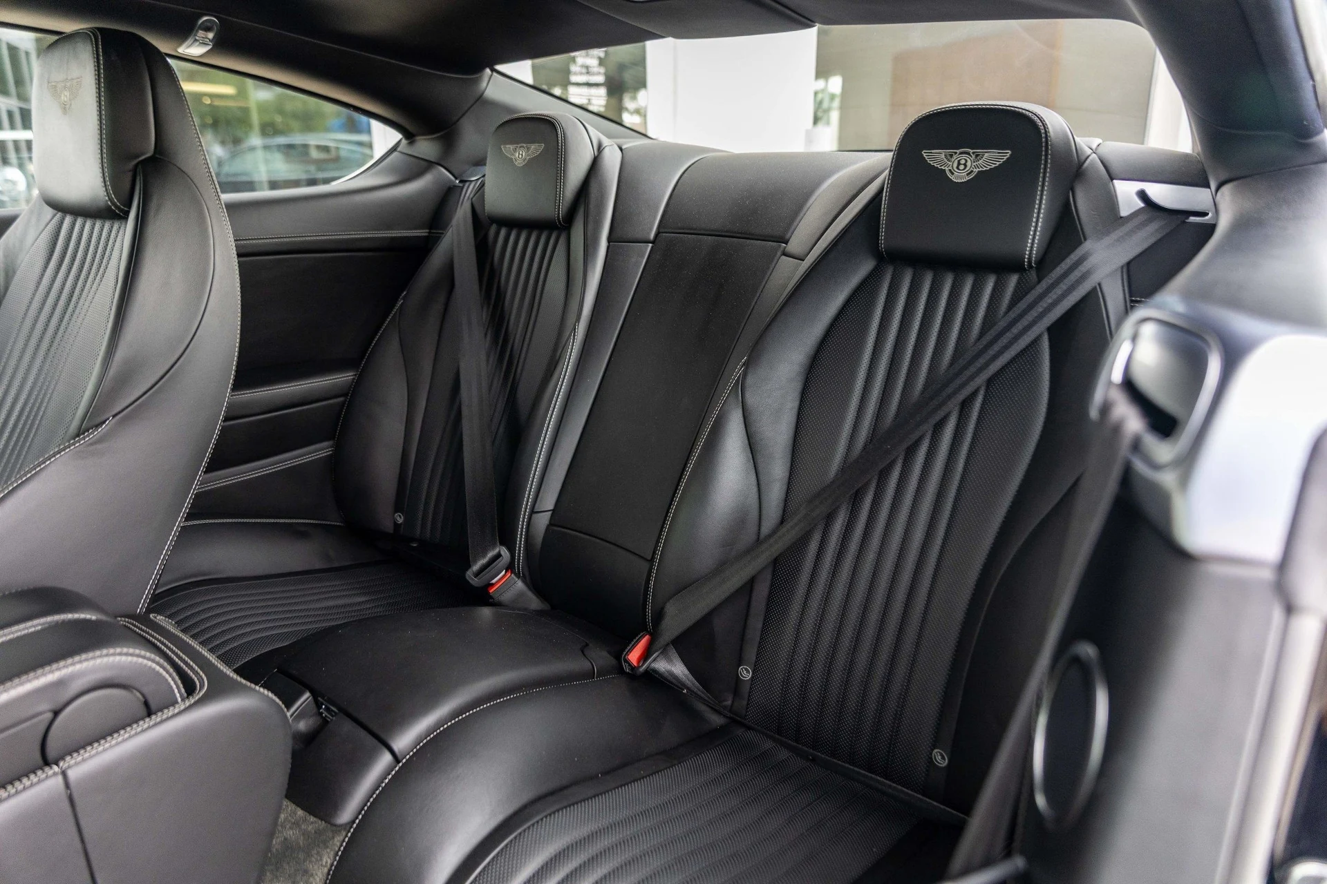 mph031_1077373091_Hi_Tech_Luxury_Imports_LLC_SCBFH_7_ZA_5_GC_055059_image_31_013fa295b5