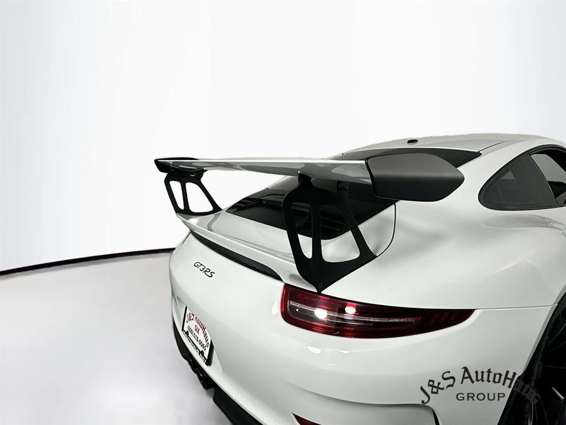 mph031_108800417_hkzfxw31ddcvqkk33niubymg5m6b_032c312dc4