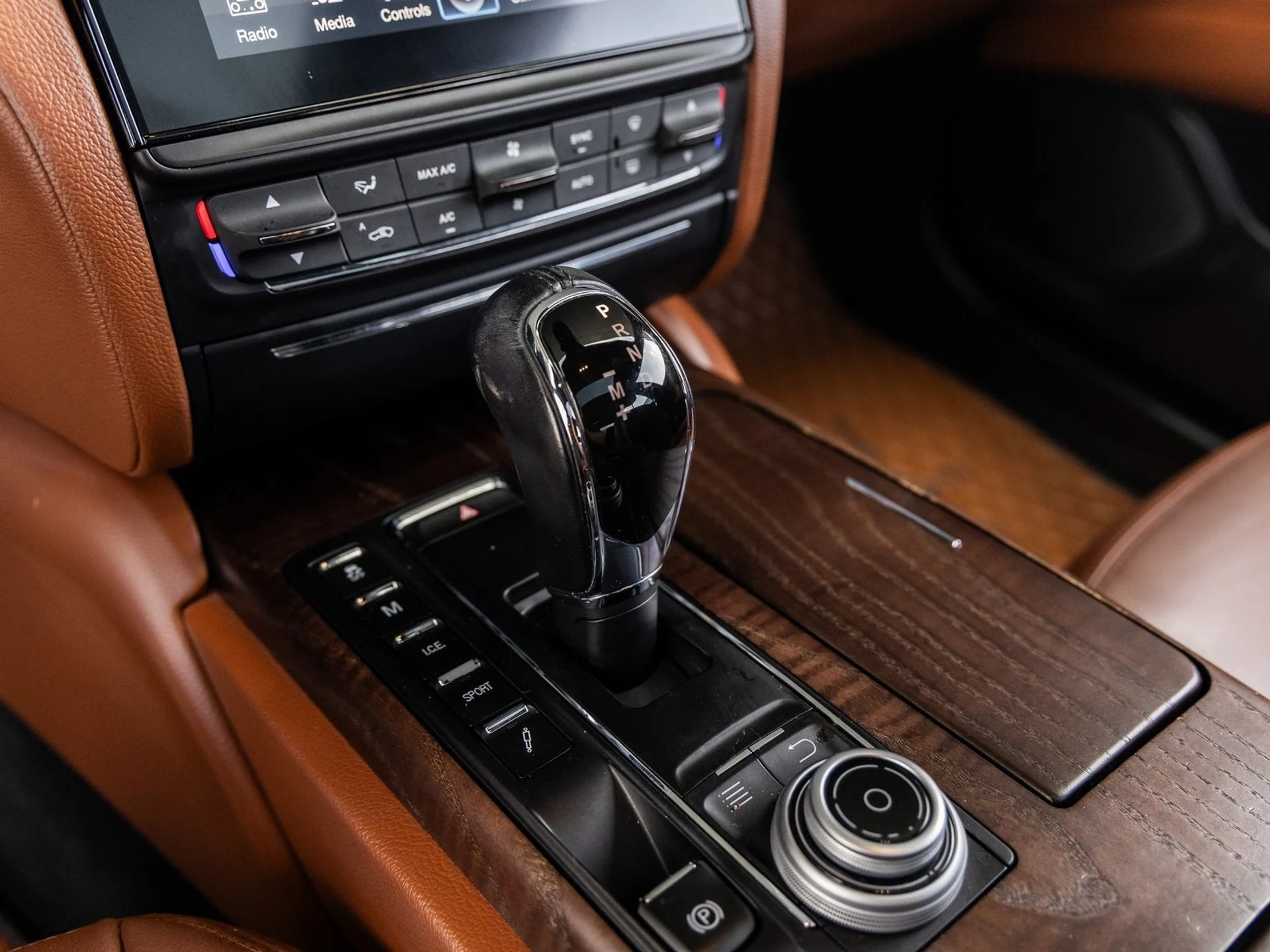 mph031_1102769775_32_d6e013b692