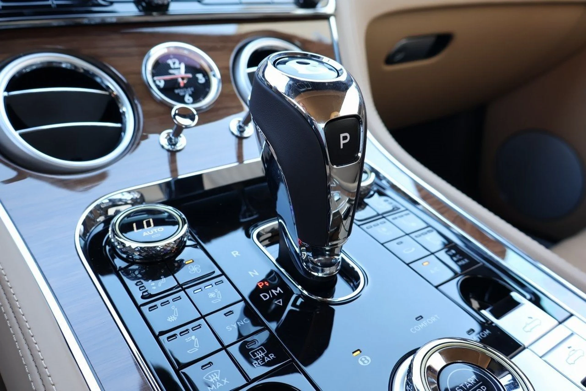 mph031_1130409766_32_fca3f845f7