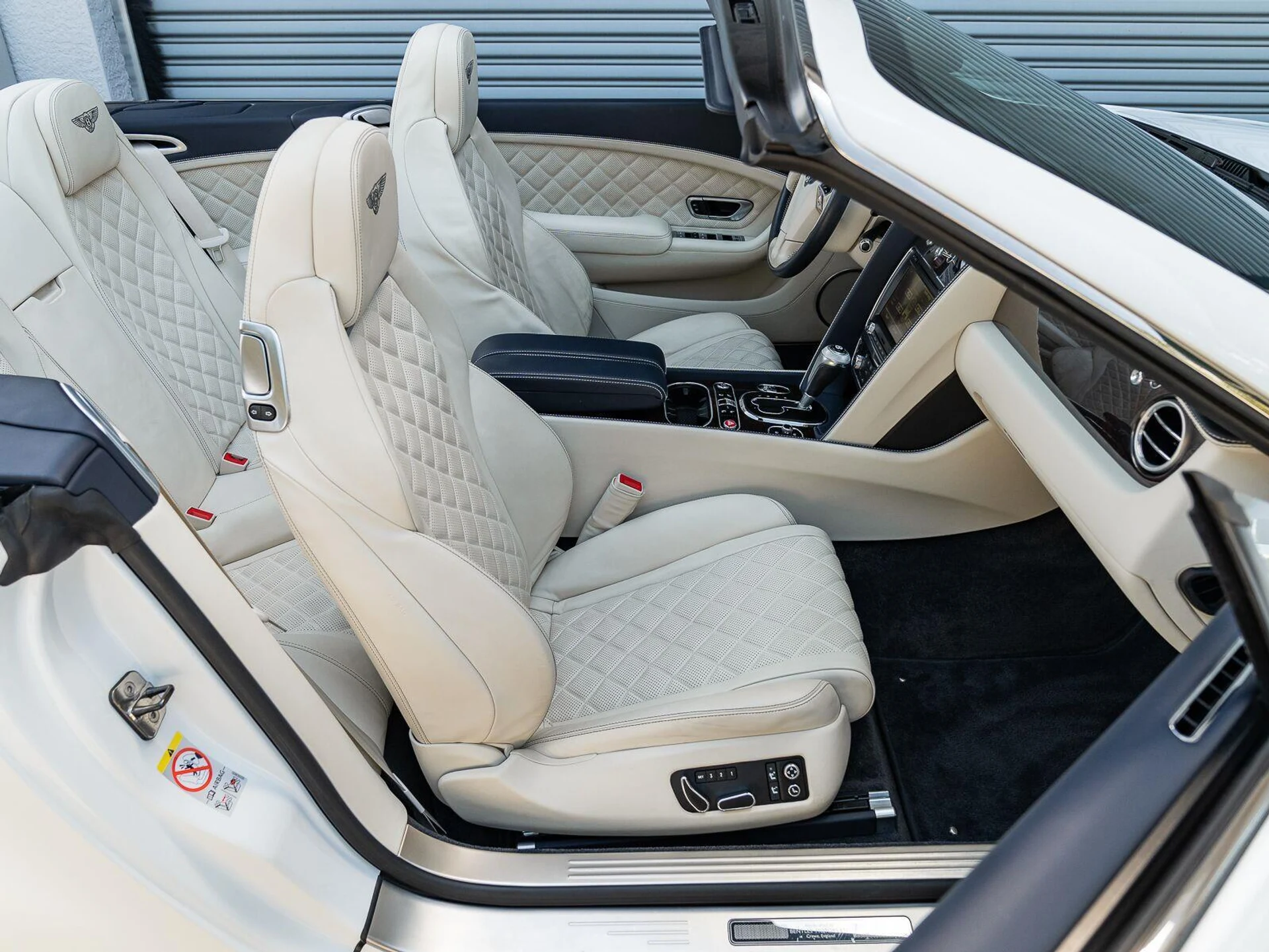 mph031_1135065559_Used_2016_Bentley_Continental_GT_W12_1789153612_4d8b51f167