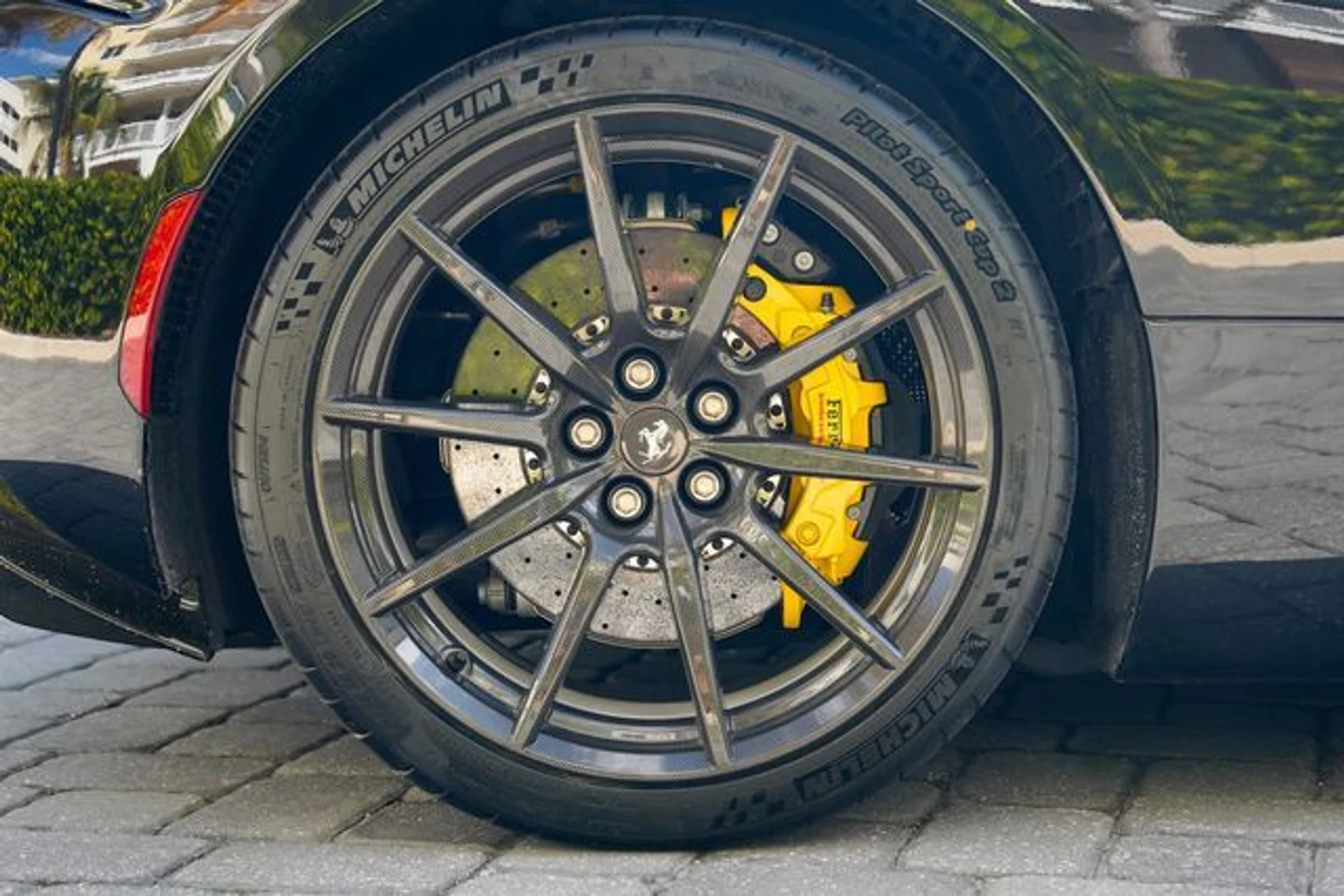 mph031_1157728268_22986484_32_a4a69fc607