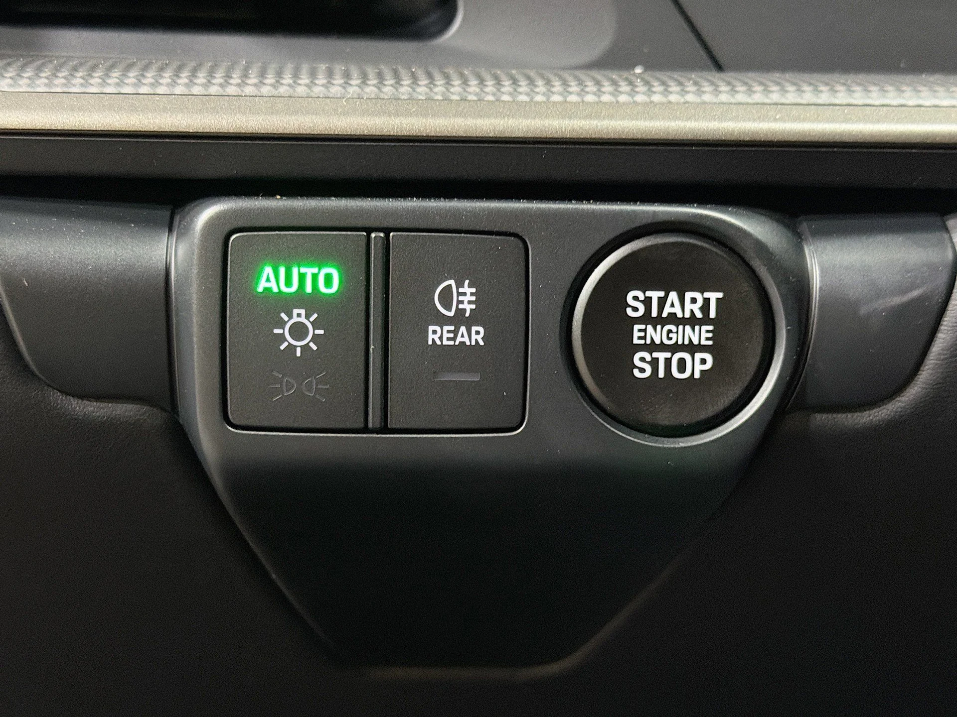 mph031_1157905027_9a1eeccbbb79b93af2e7b6fa101d18a8_27f9fa5c9c