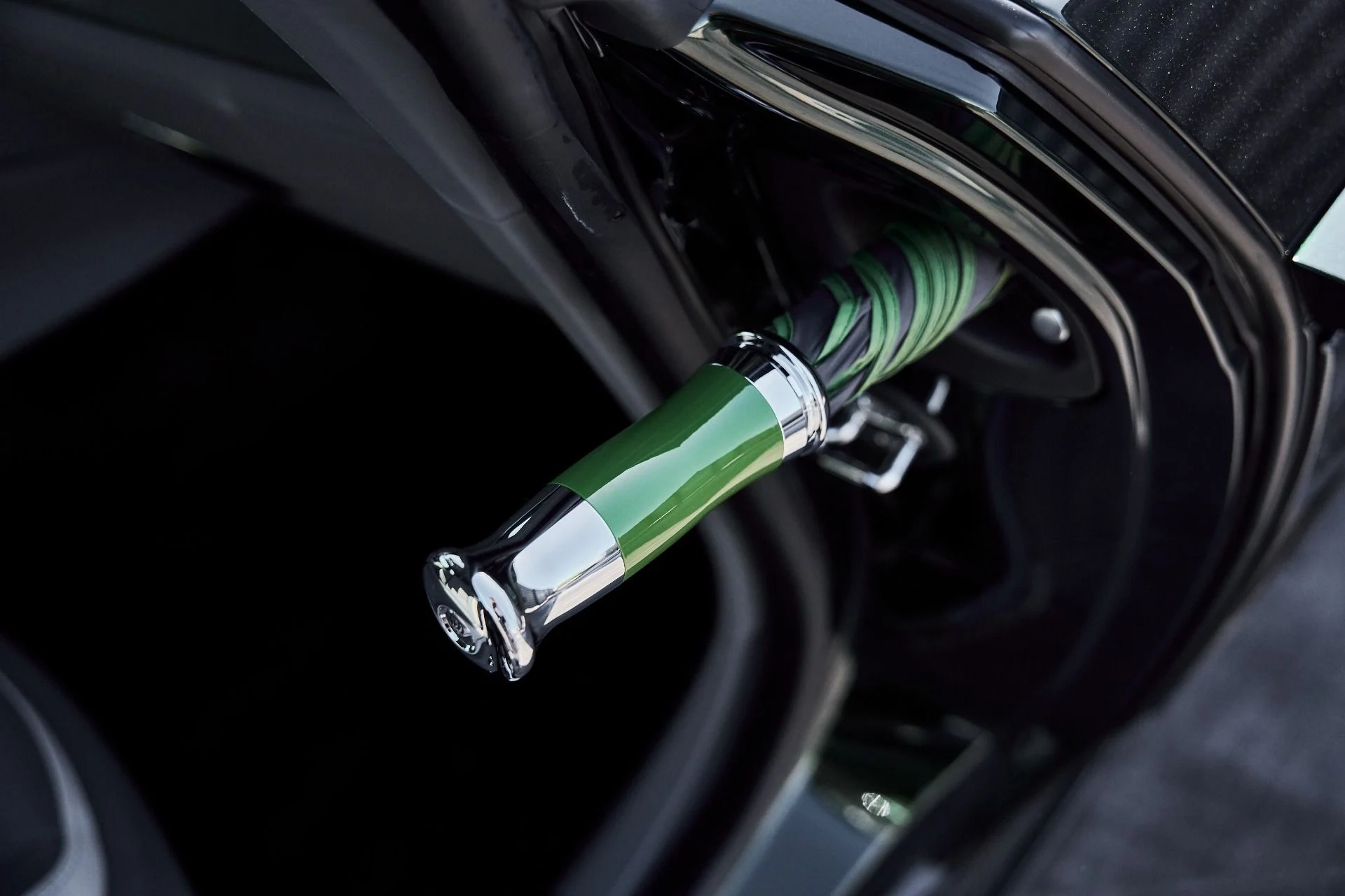 mph031_1161693250_Used_2024_Rolls_Royce_Spectre_Mansory_1776840061_373f477403