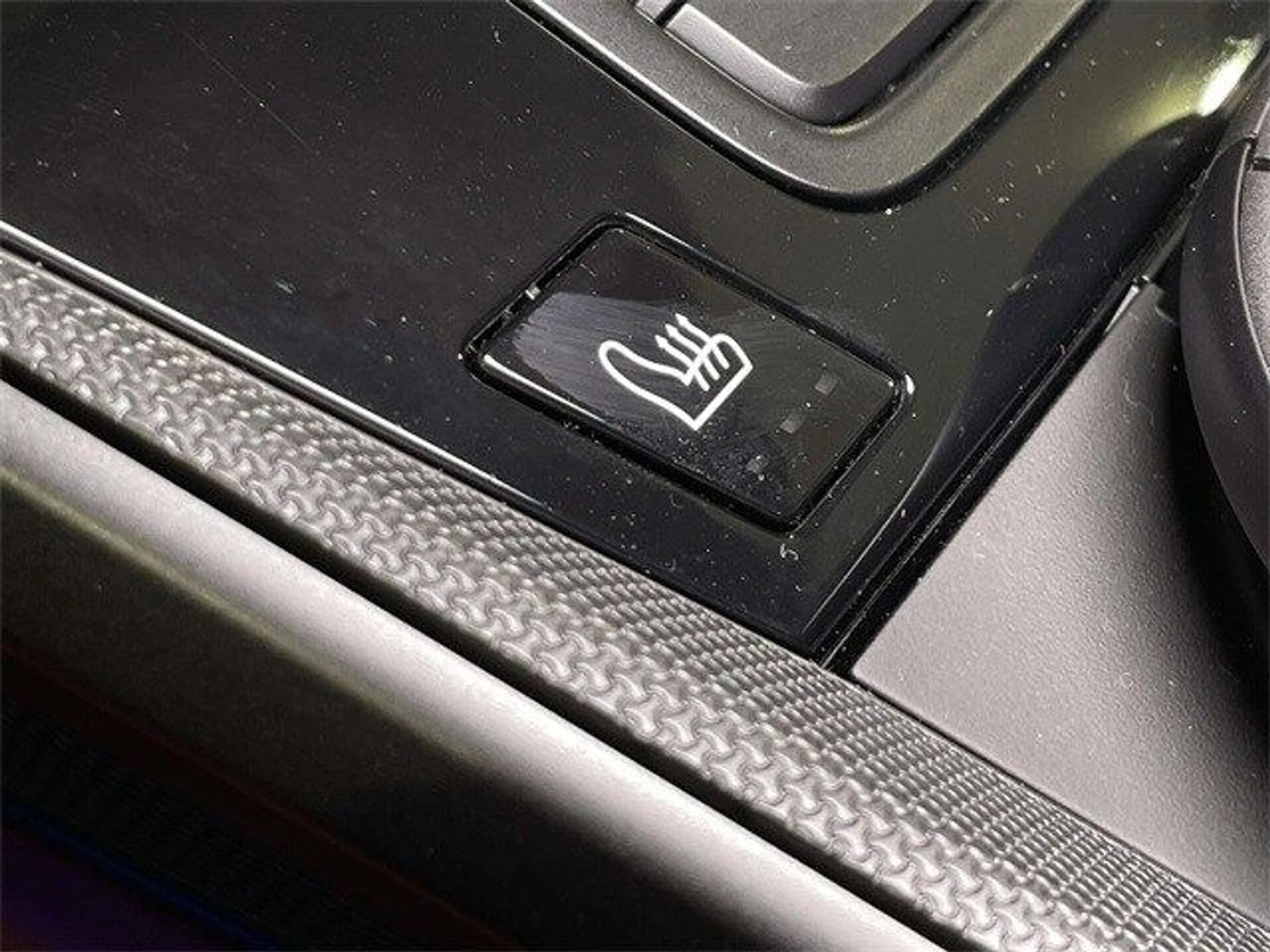 mph031_1175077896_169362bdbe3e434f035bc9c4763b9acax_8c17e9443d