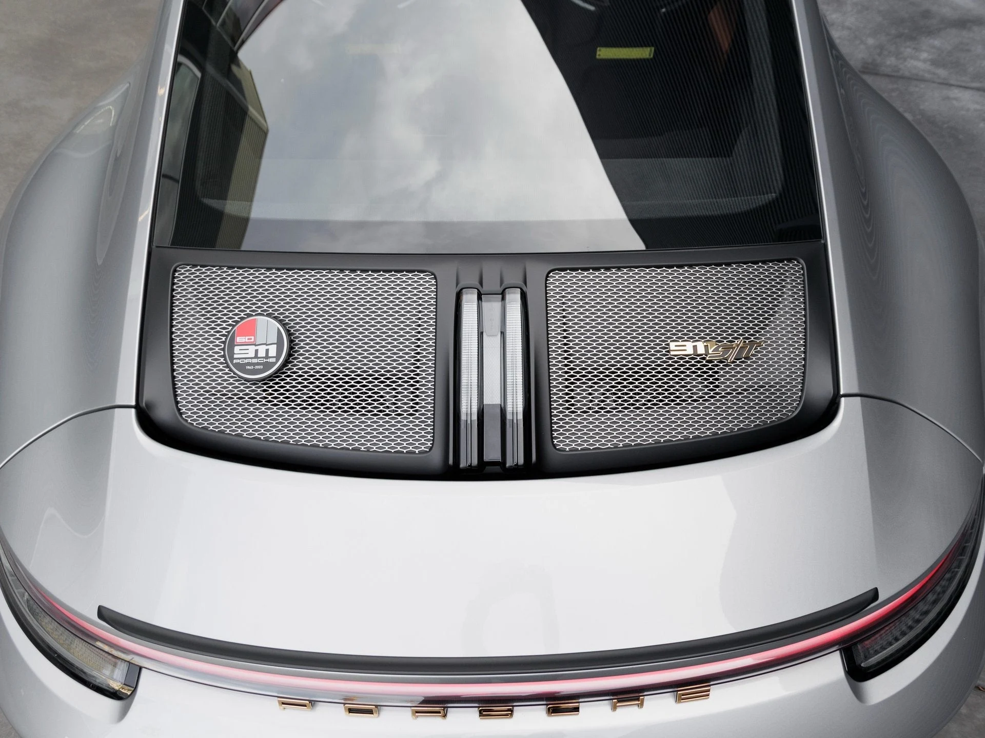 mph031_118308734_32_f59dc60fe2