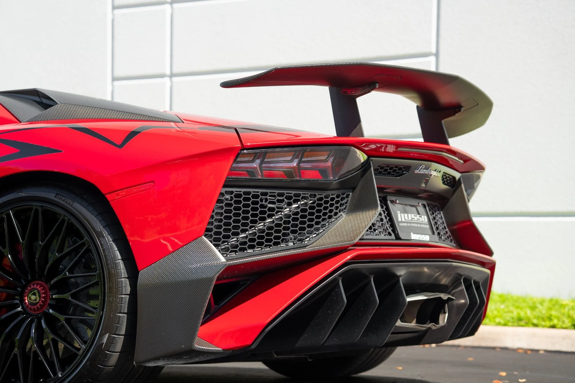 mph031_118569650_Used_2016_Lamborghini_Aventador_LP_750_4_SV_1760392295_0d255f9b77